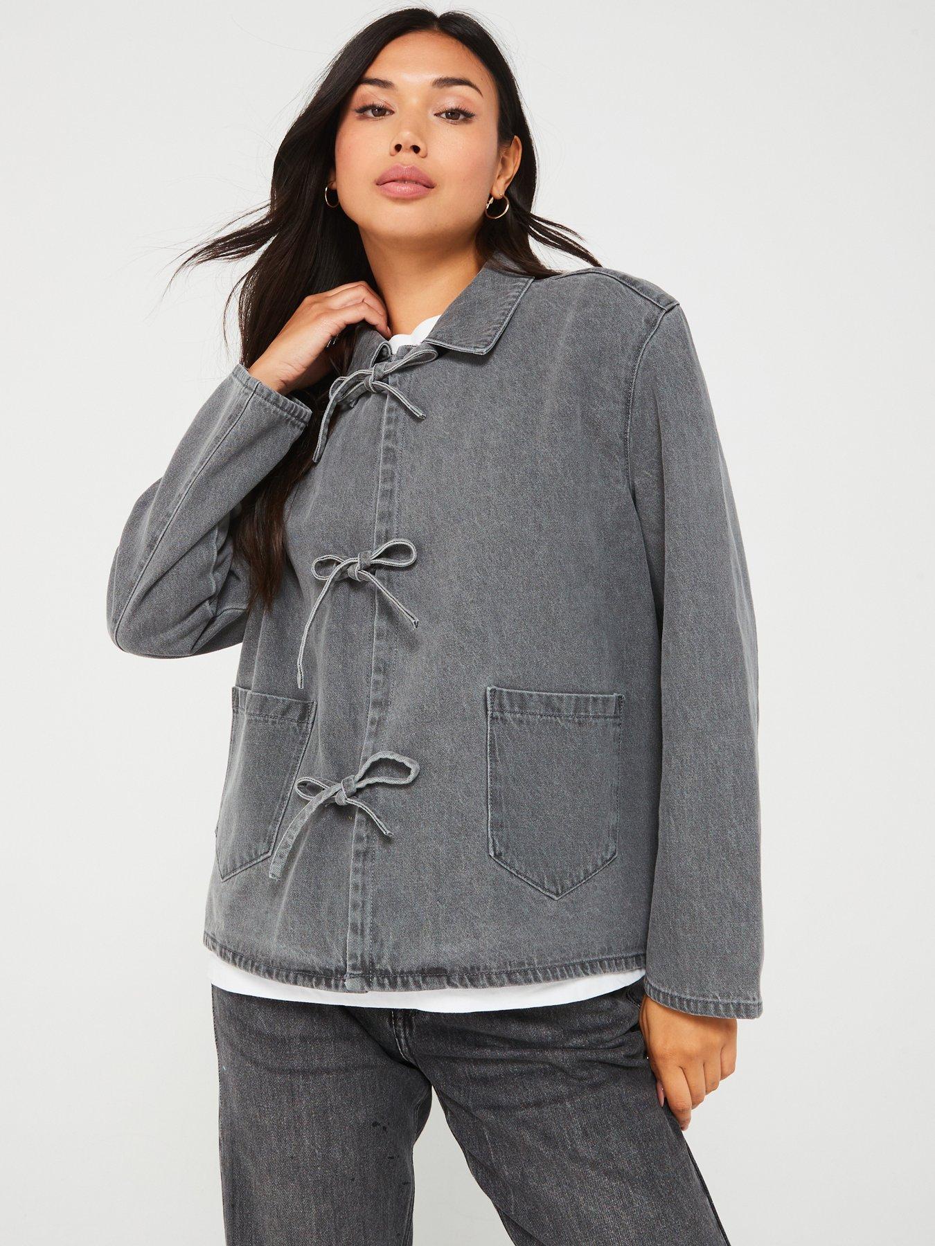 undefined Thille Tie Front Denim Jacket - Grey