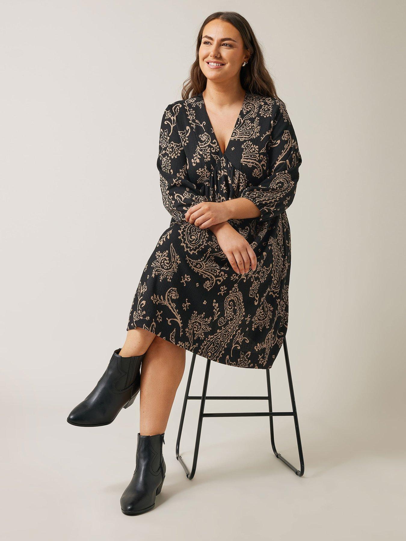 undefined Jersey Crepe Dress - Black Paisley Print