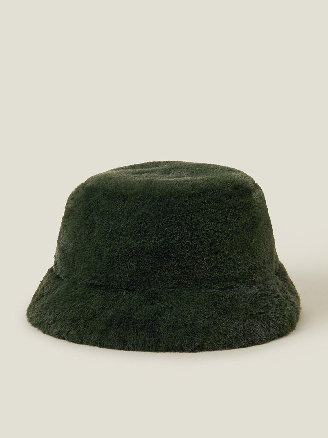 undefined Luxe Faux Fur Bucket