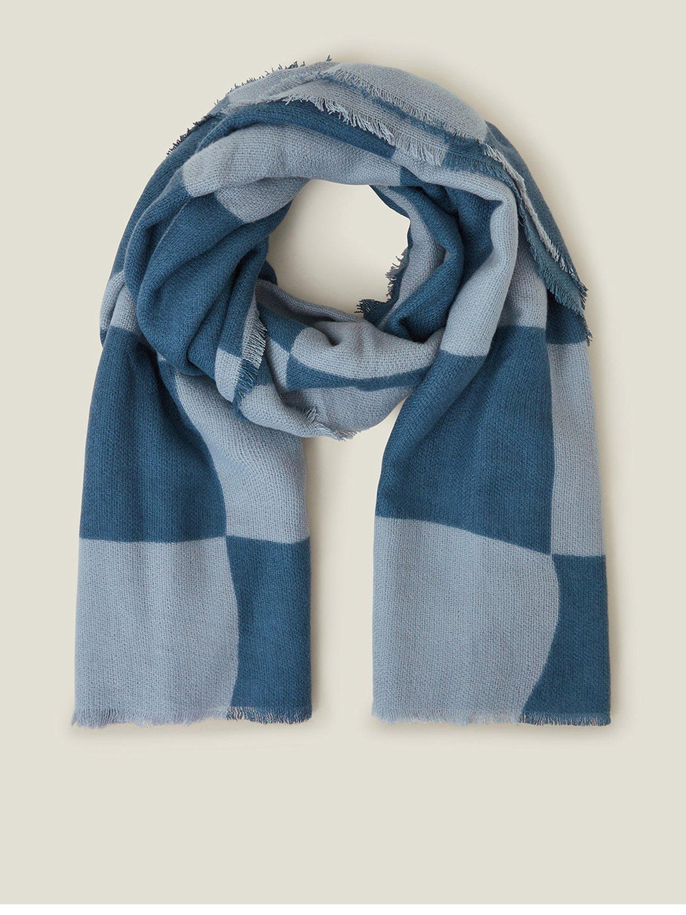  image of accessorize-wavey-checkerboard-blanket