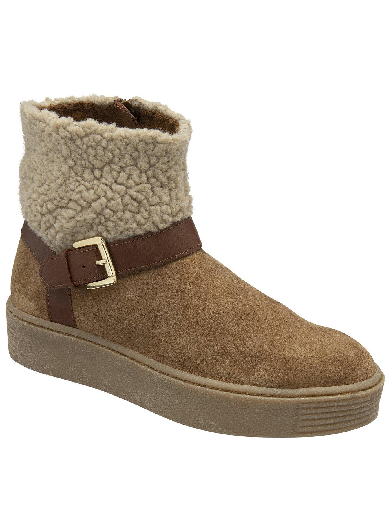 undefined Hetton Fur Lined Suede Ankle Boot - Tan