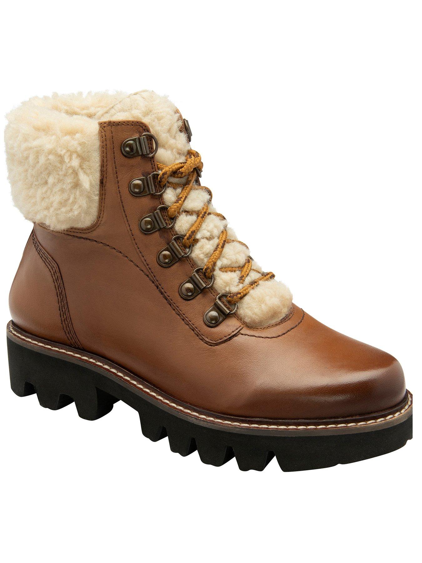 undefined Clyde Leather Fur Lined Hiker Ankle Boot - Tan