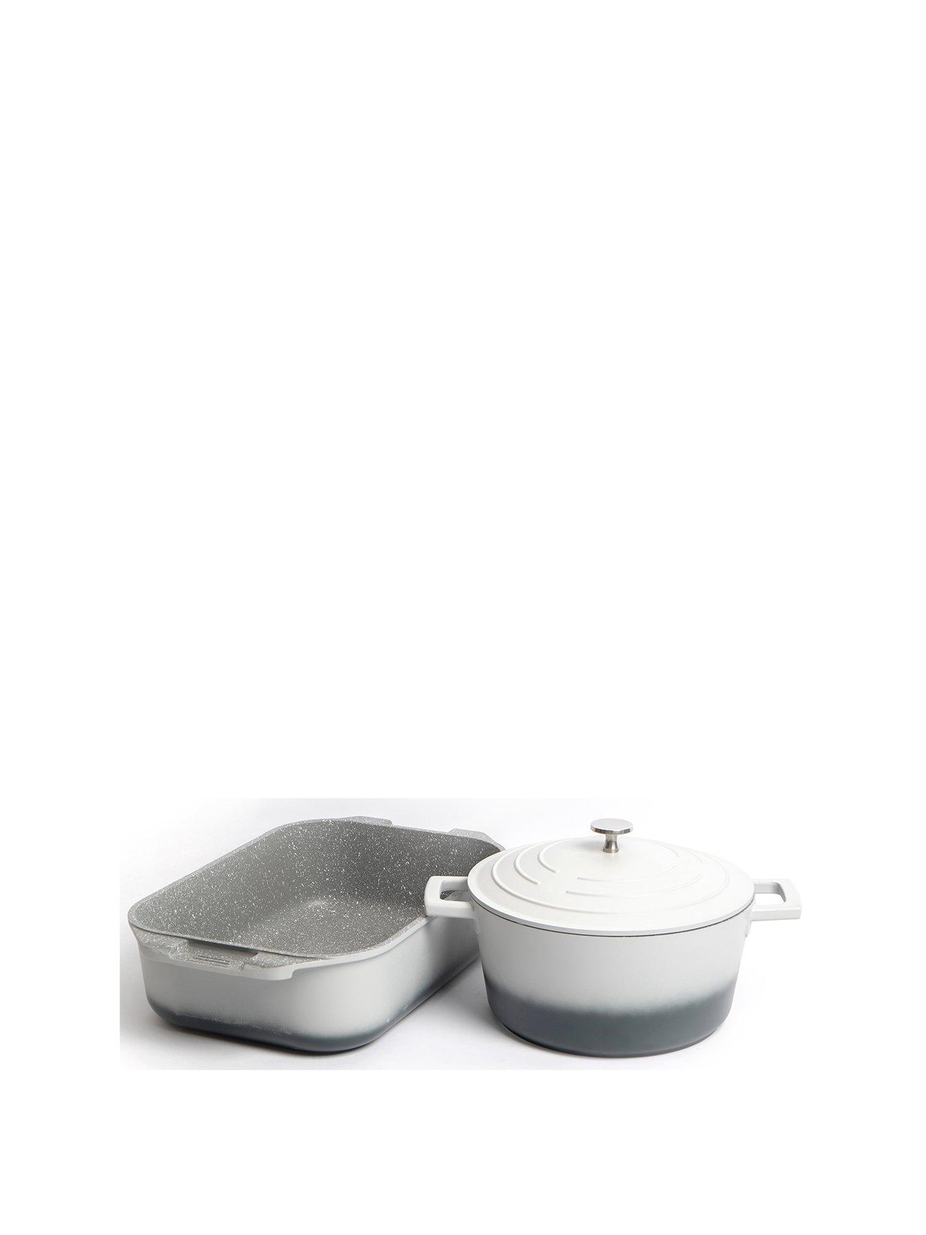  image of masterclass-2pc-cast-aluminium-casserole-dish-and-roasting-pan-set