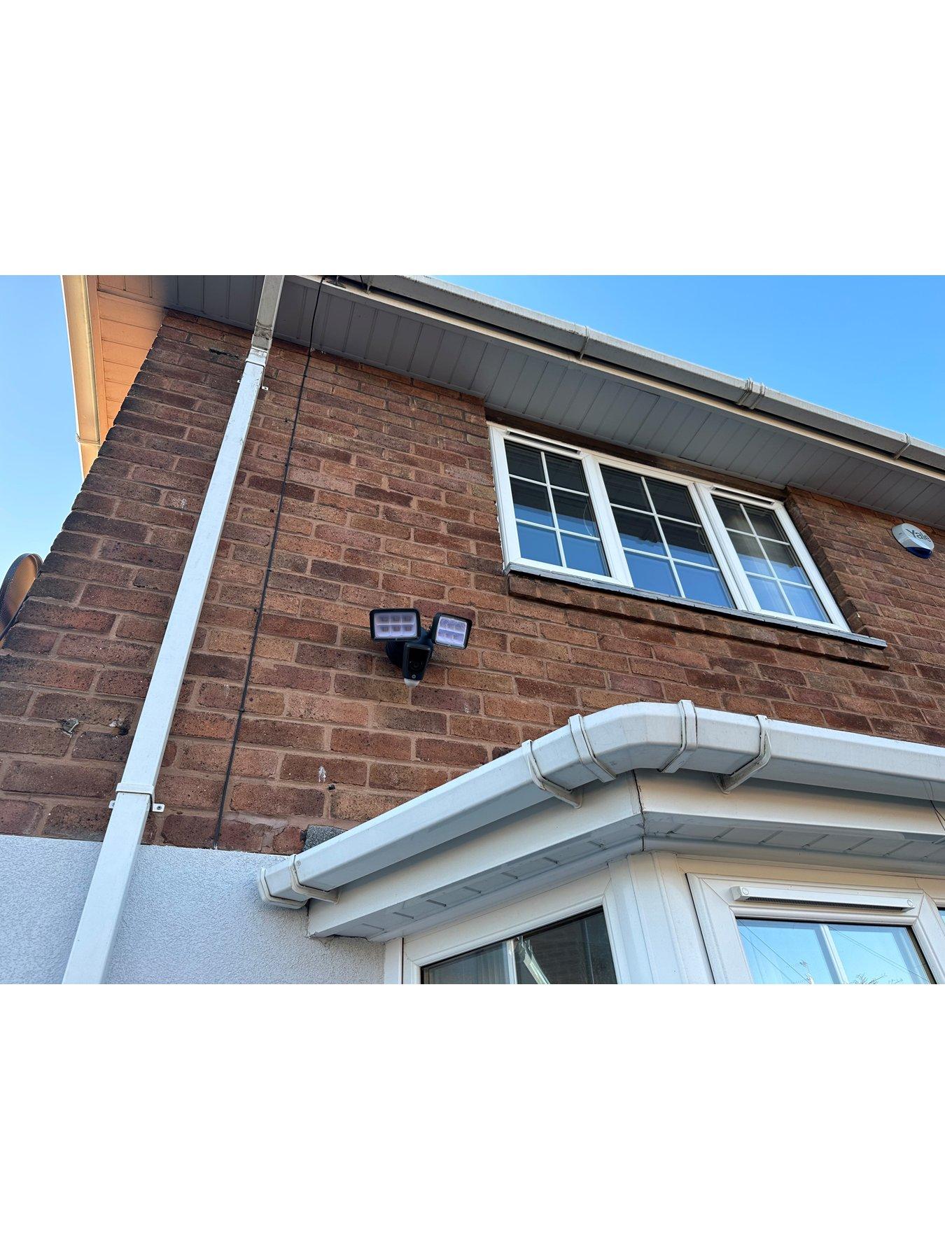  image of yale-floodlight-camera