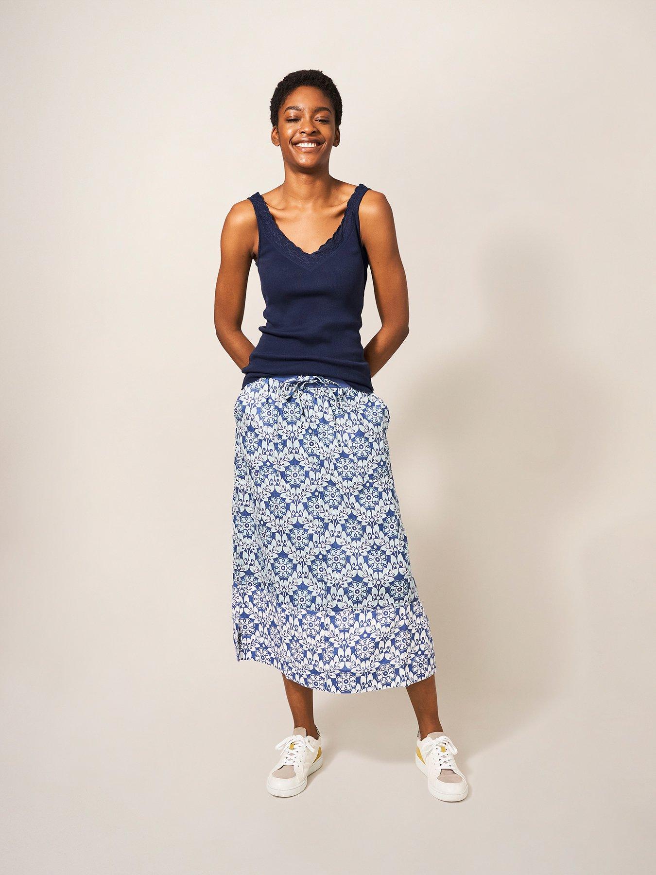  image of white-stuff-seabreeze-vest-navy