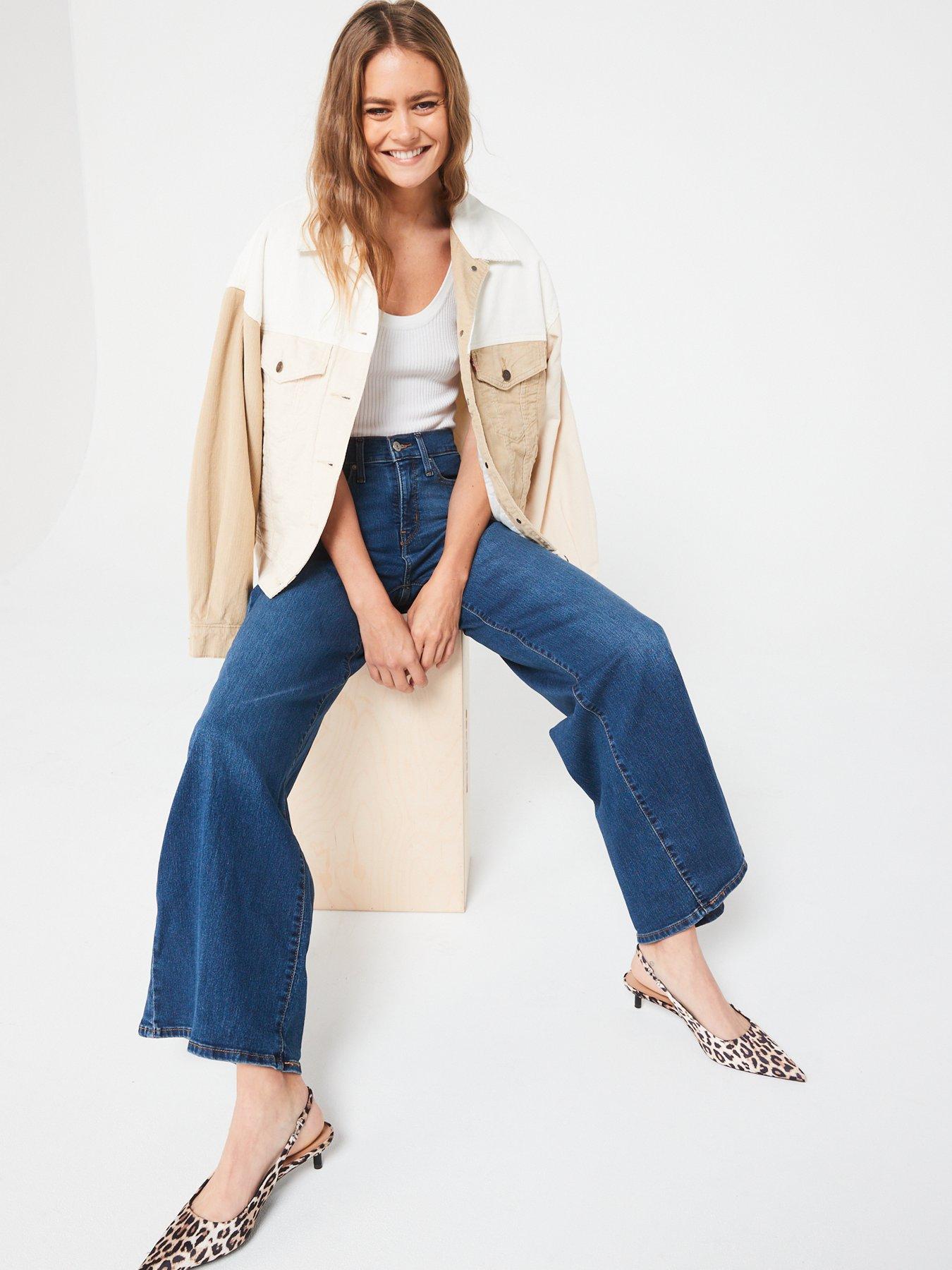 Image 4 of 6 of Levi's 318 Shaping Wide-leg Jeans - Clever Girl&nbsp;- Blue