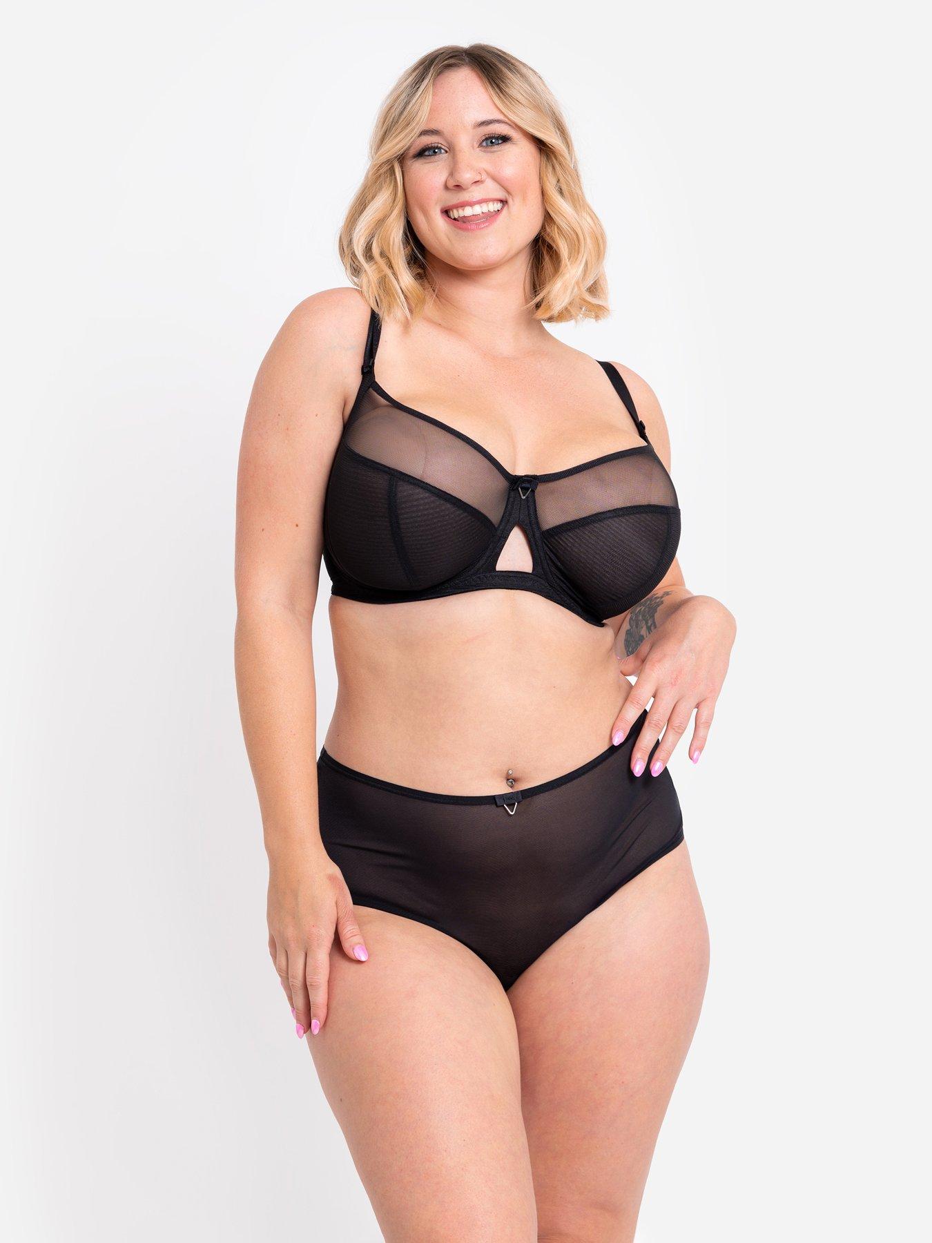 undefined Victory High Waisted Short - Black
