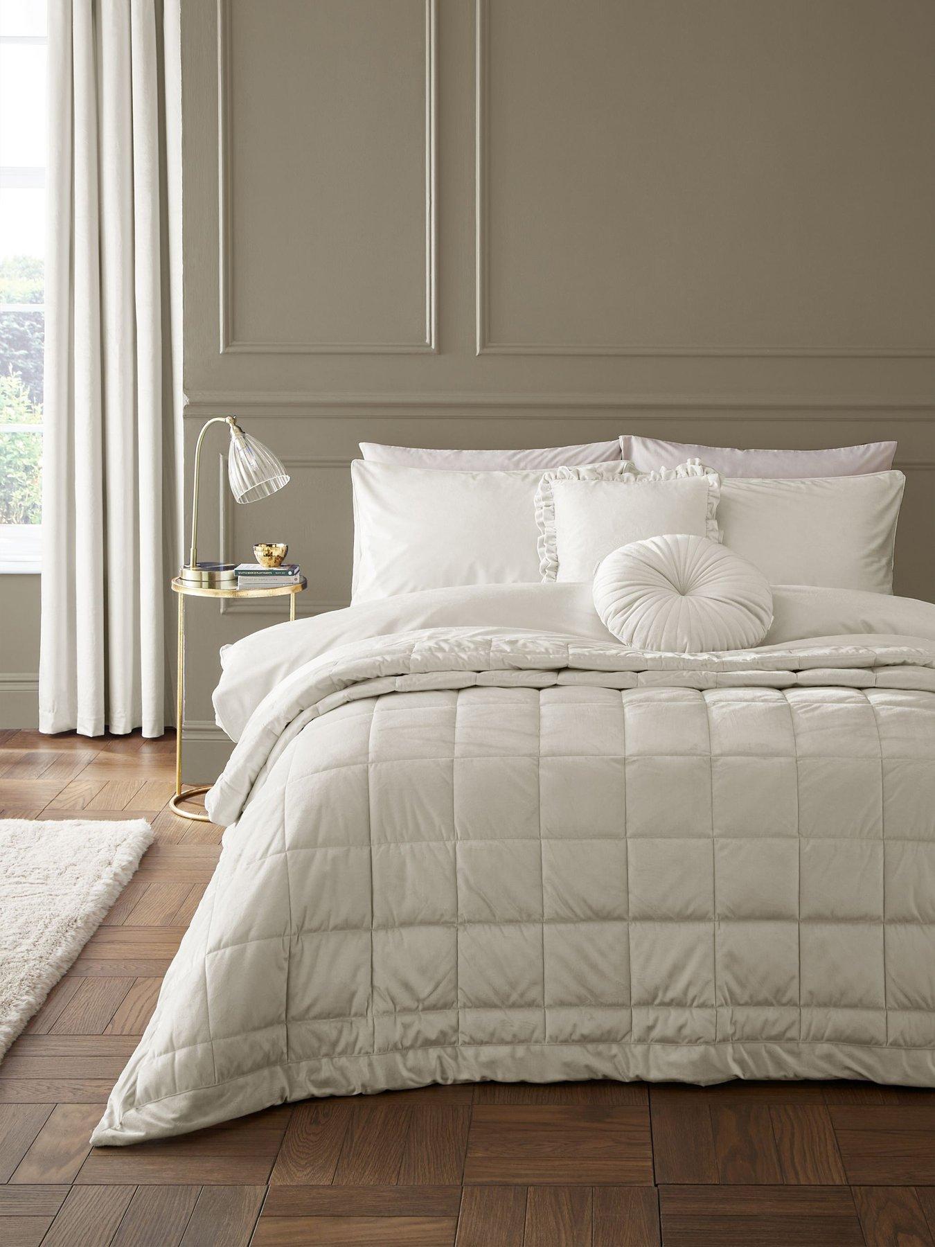 undefined Kingsley Matt Velvet Bedspread Throw
