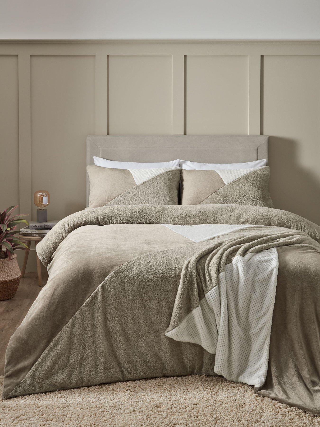 undefined Larsson Geo Fleece Duvet Cover Set