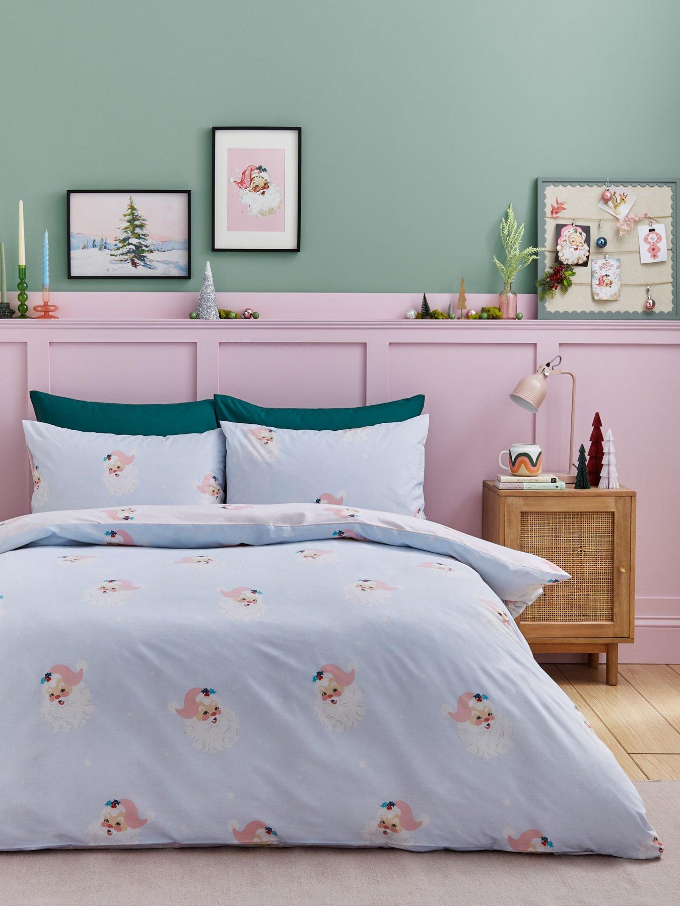  image of catherine-lansfield-vintage-christmas-santa-duvet-set--single