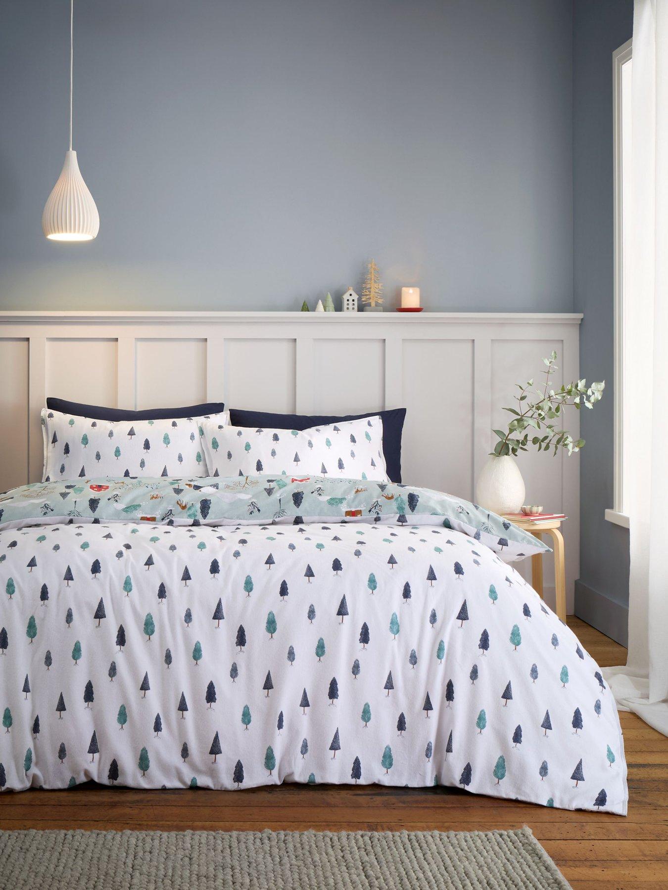 Image 3 of 6 of Bianca Brushed 100% Cotton Winter Scene Christmas Duvet Set
