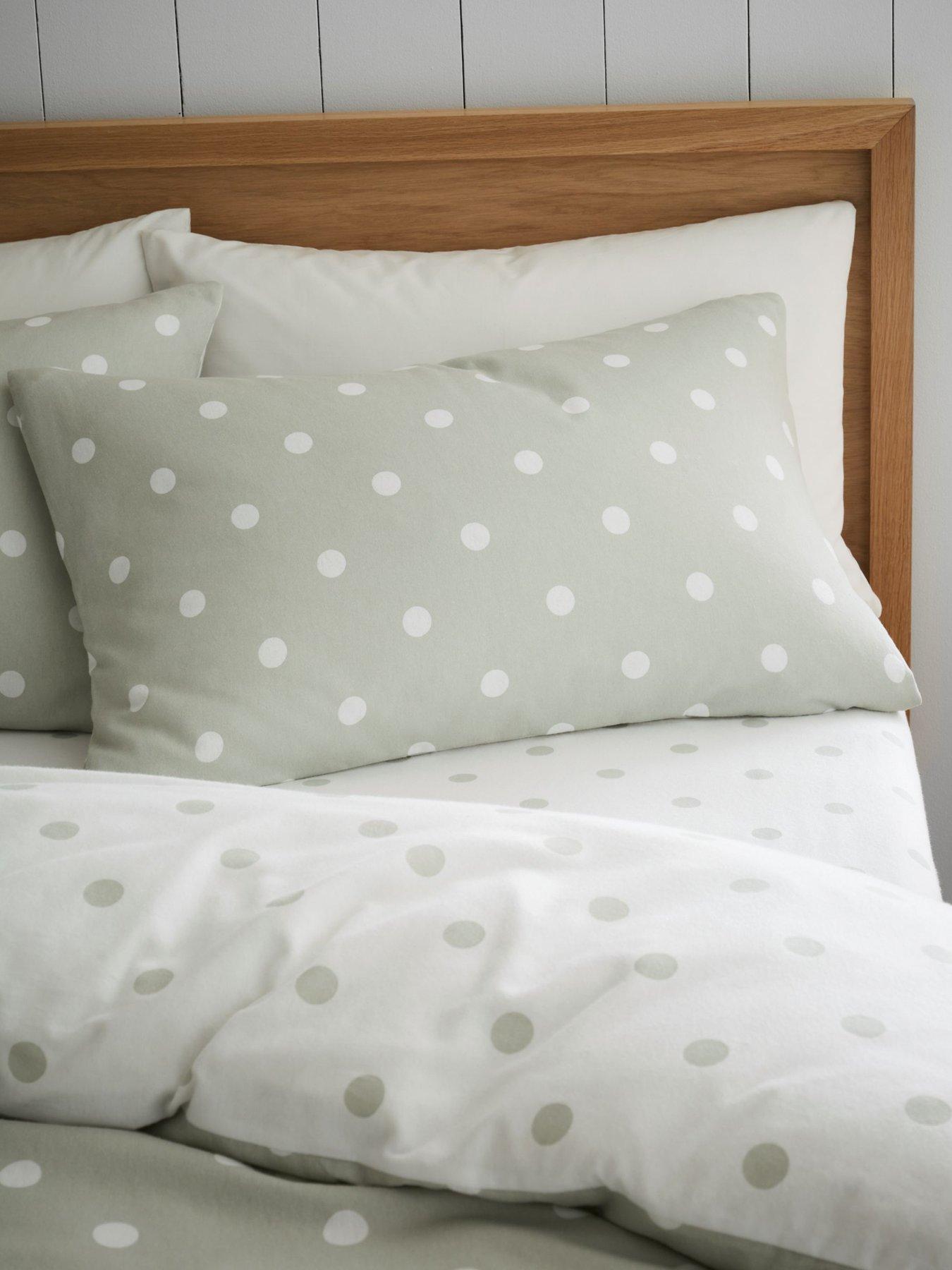  image of catherine-lansfield-polka-dot-100-brushed-cotton-duvet-set