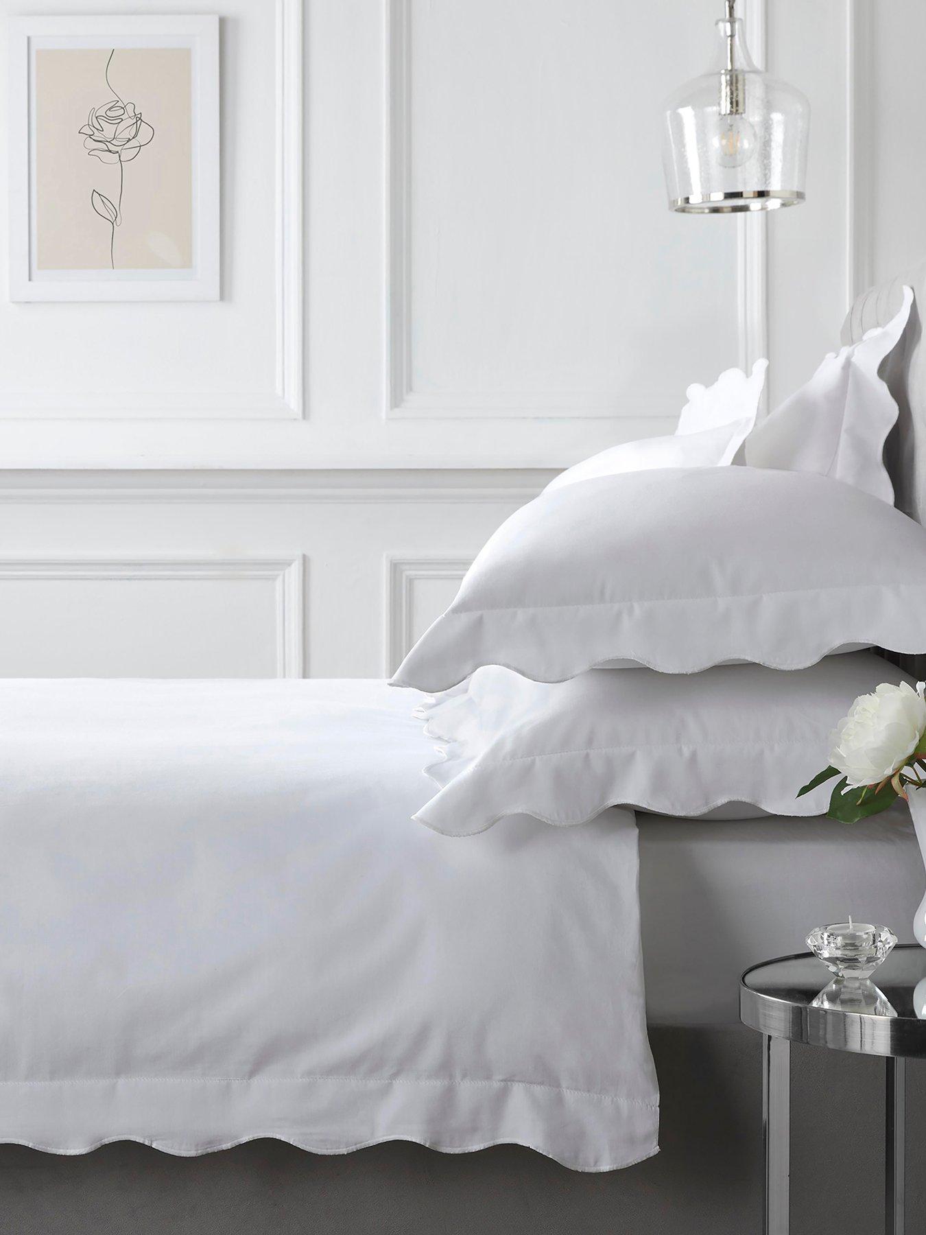 Appletree 100% Cotton Scallop Edge Duvet Set