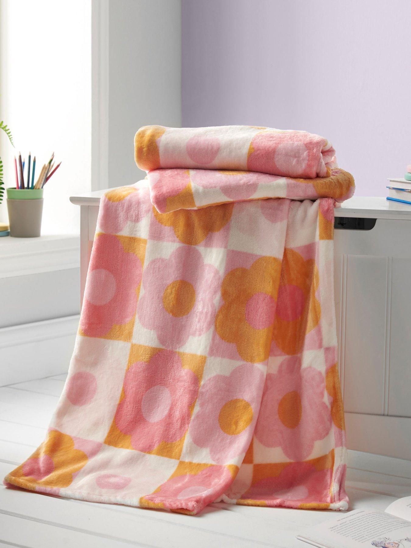 Catherine Lansfield Retro Daisy Fleece Throw