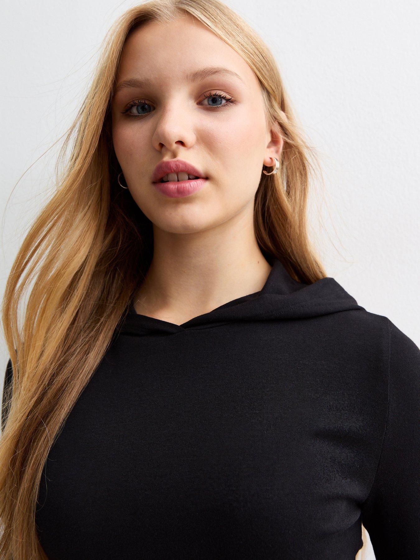 Image 4 of 4 of New Look 915 Girls Long Sleeve Hoodie - Black