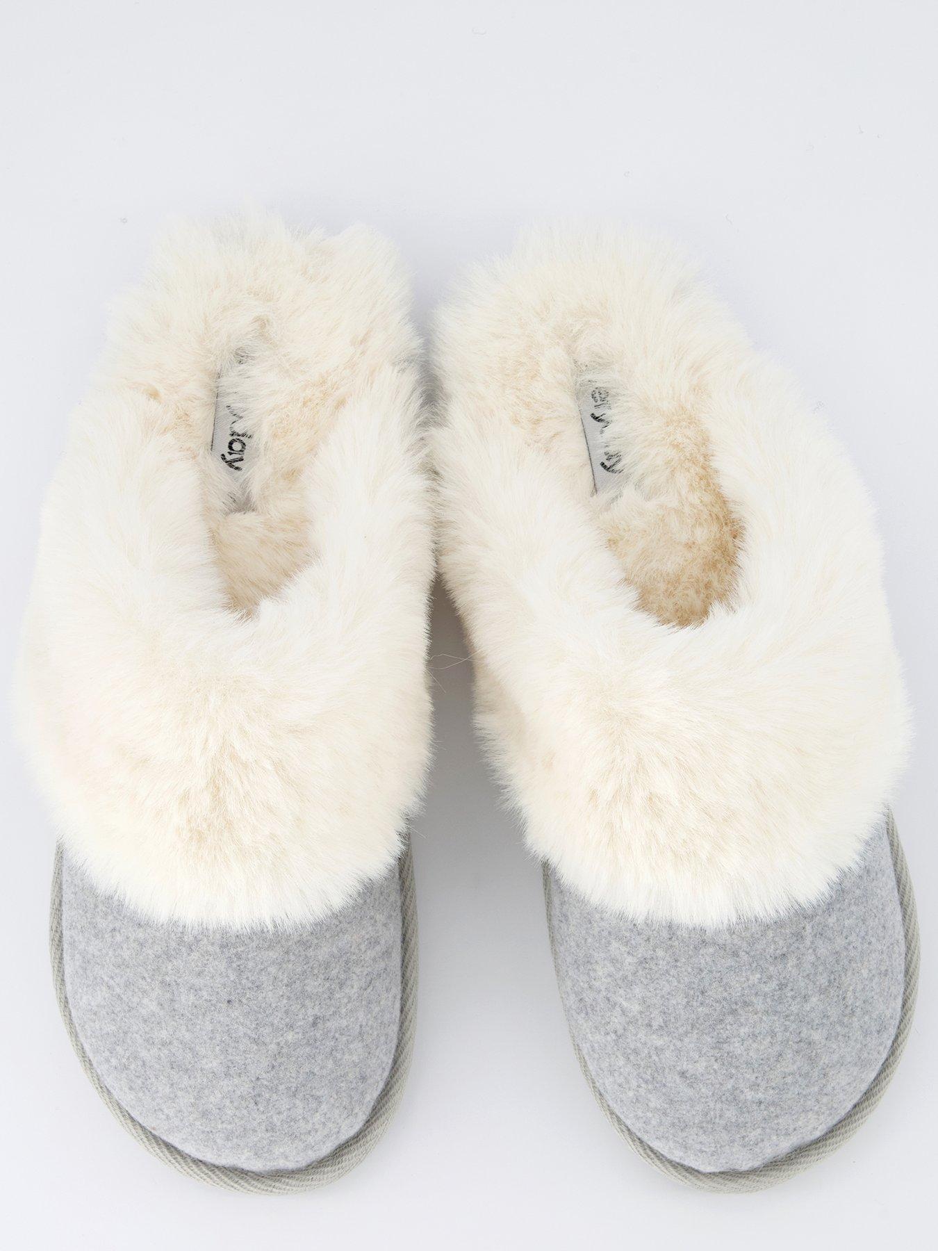  image of everyday-closed-toe-mule-slipper-grey