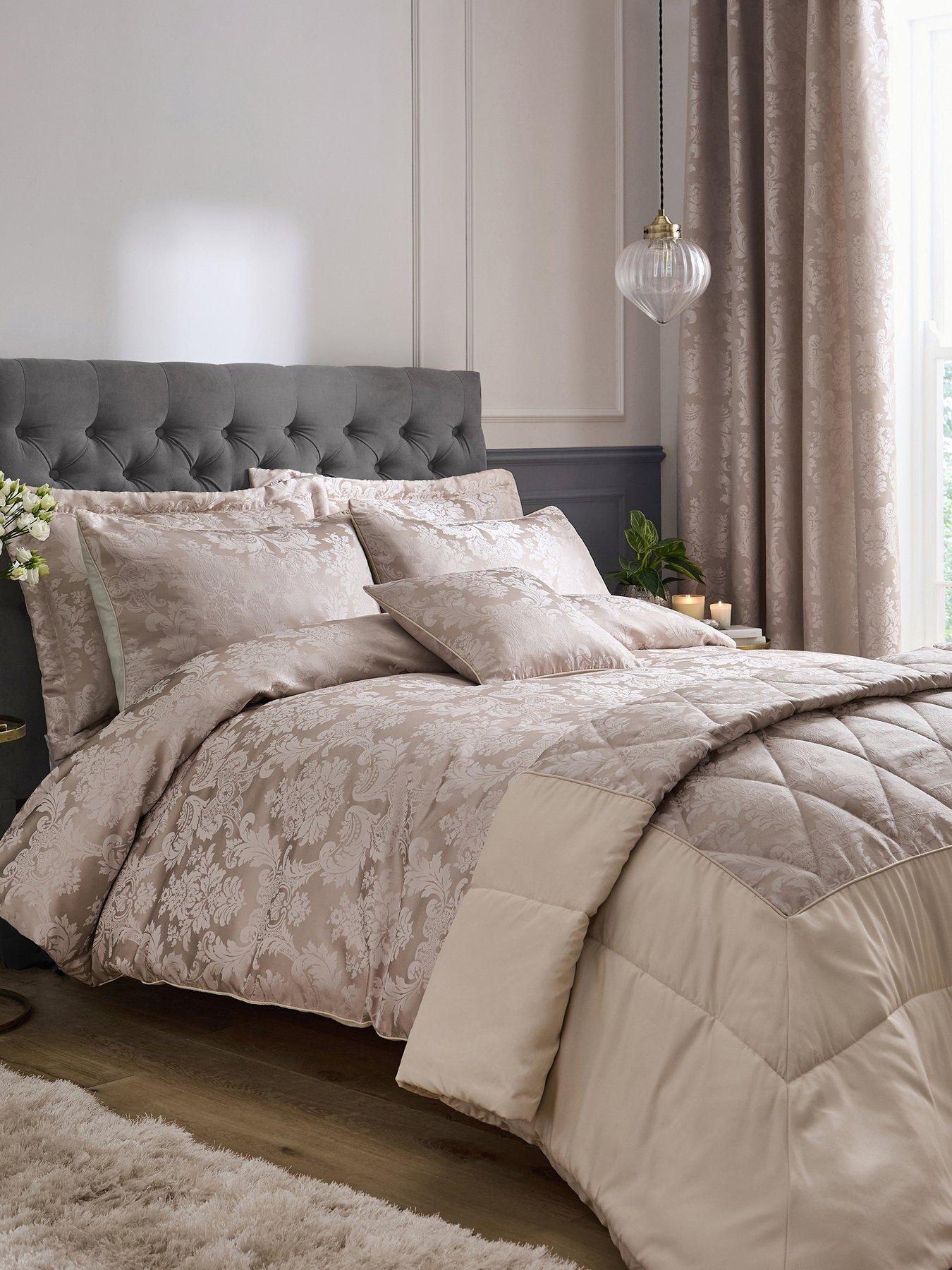 Catherine Lansfield Damask Jacquard Duvet Cover Set - Champagne ...