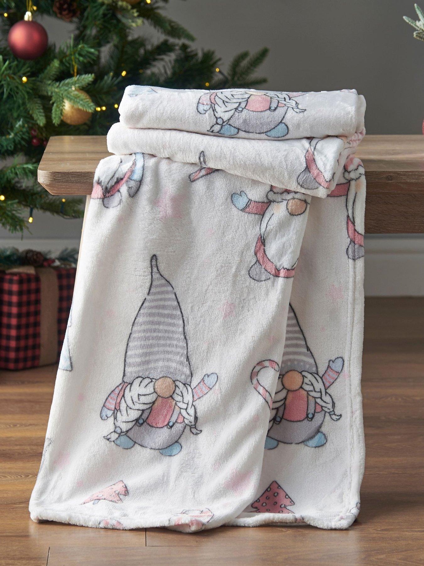Catherine Lansfield Christmas Festive Gnomes Throw- Pink - 130 X 170Cm