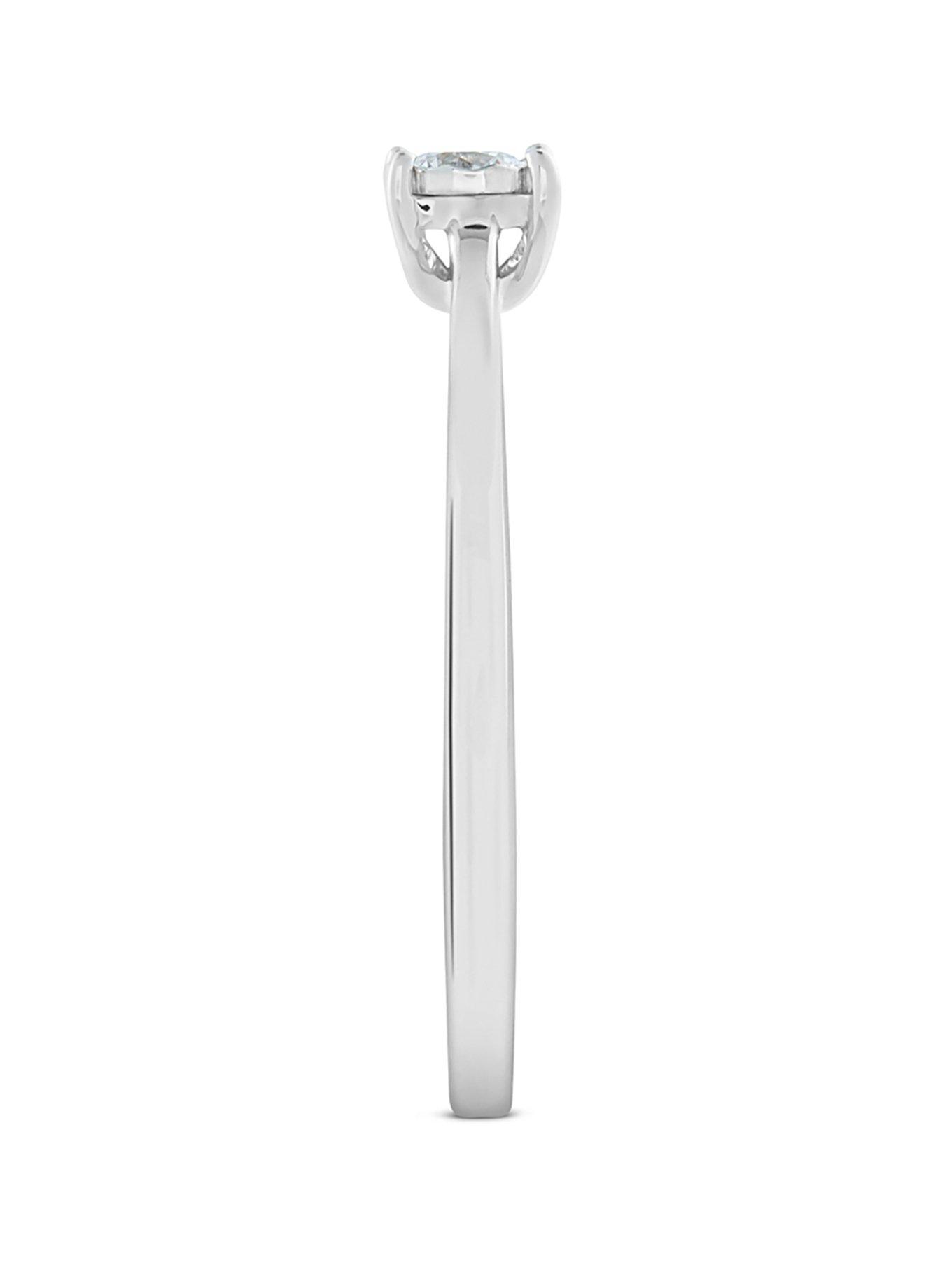 Image 4 of 5 of Love DIAMOND Diamond Illusion Solitaire Ring G VS+ Lab Grown