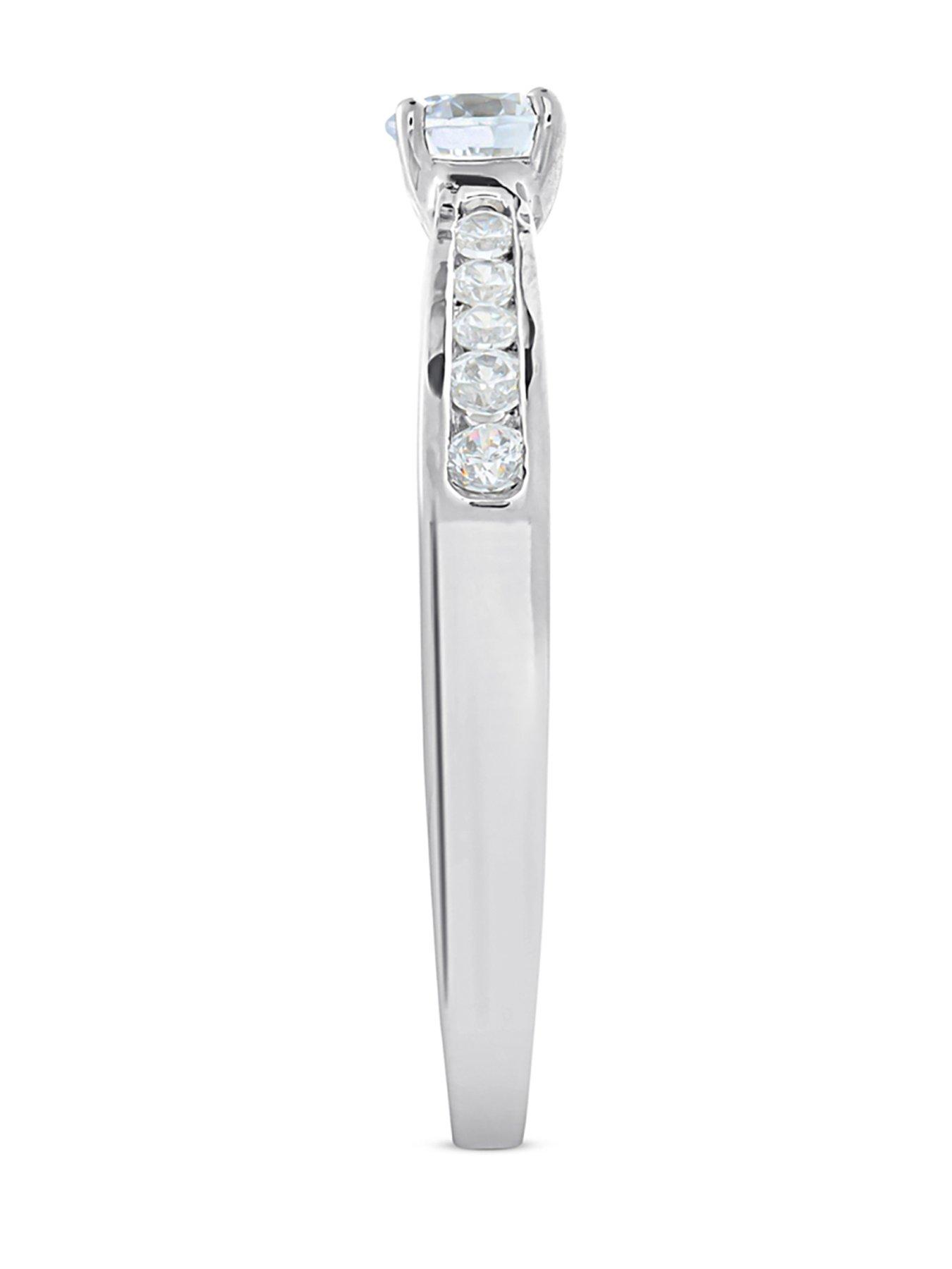 Image 4 of 5 of Love DIAMOND Diamond Solitaire Ring G VS+ Lab Grown
