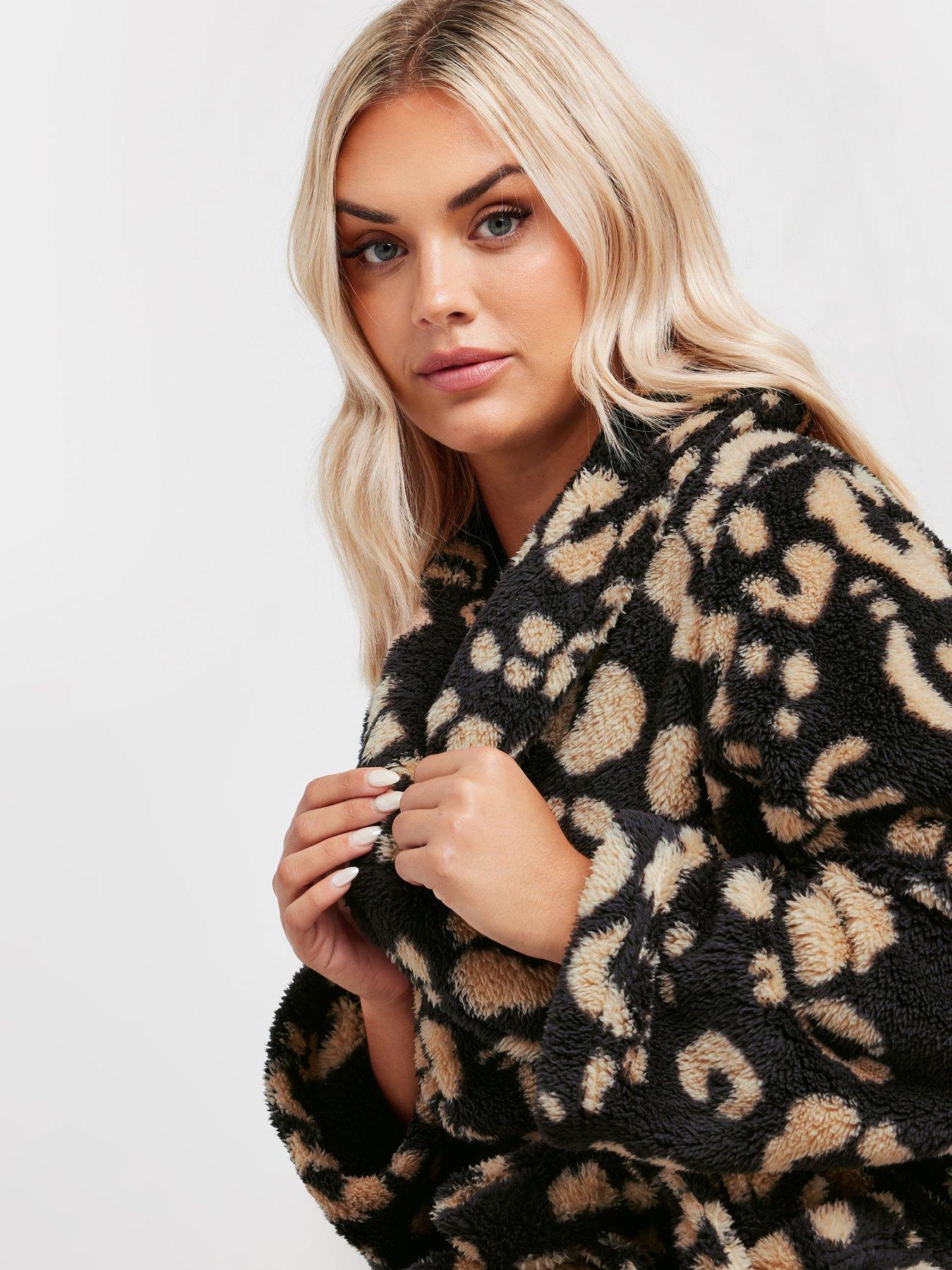 Image 4 of 4 of Yours Curve Fluffy Animal Shawl Collar Robe - Black