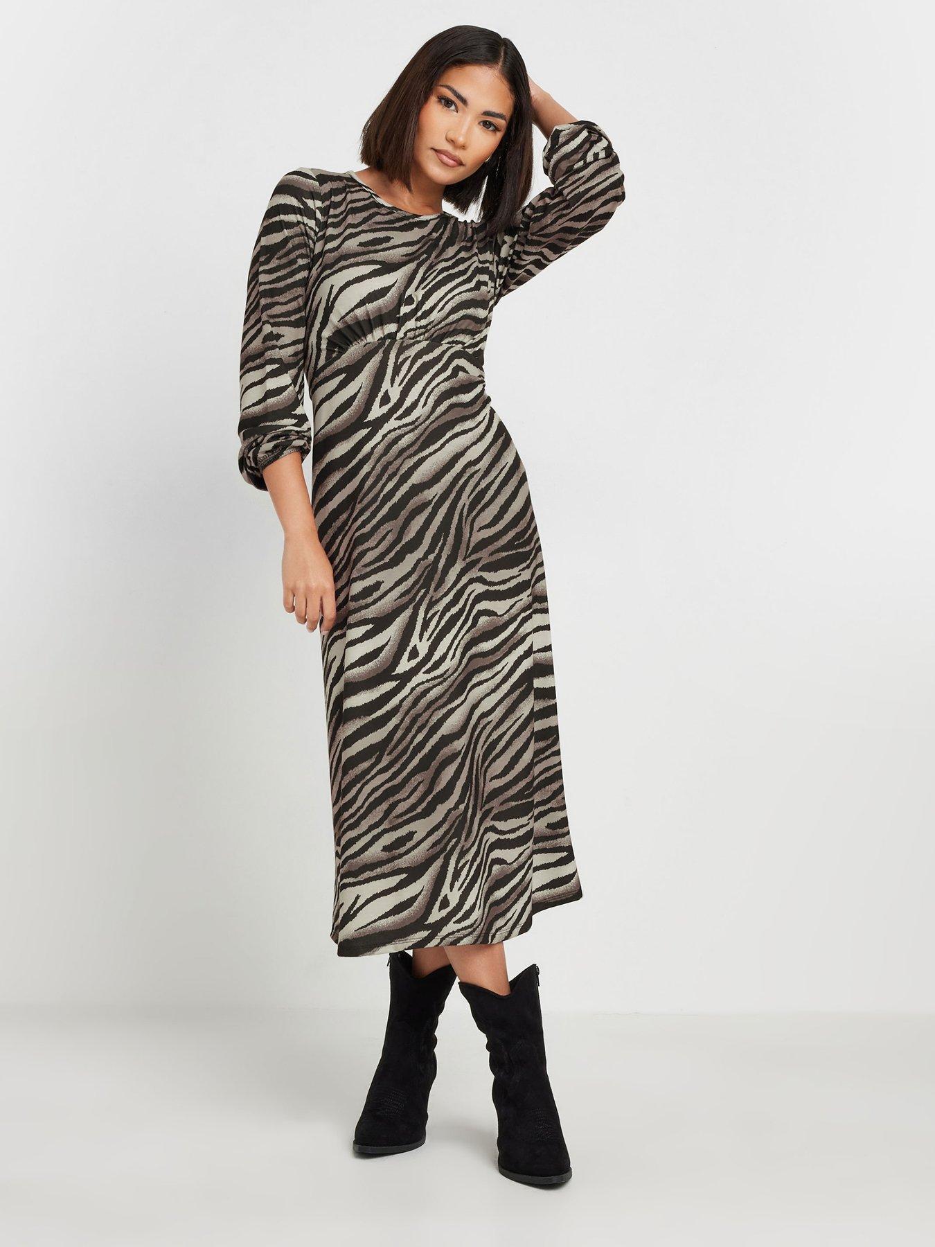 undefined Petite Long Sleeve Midi Dress - Brown
