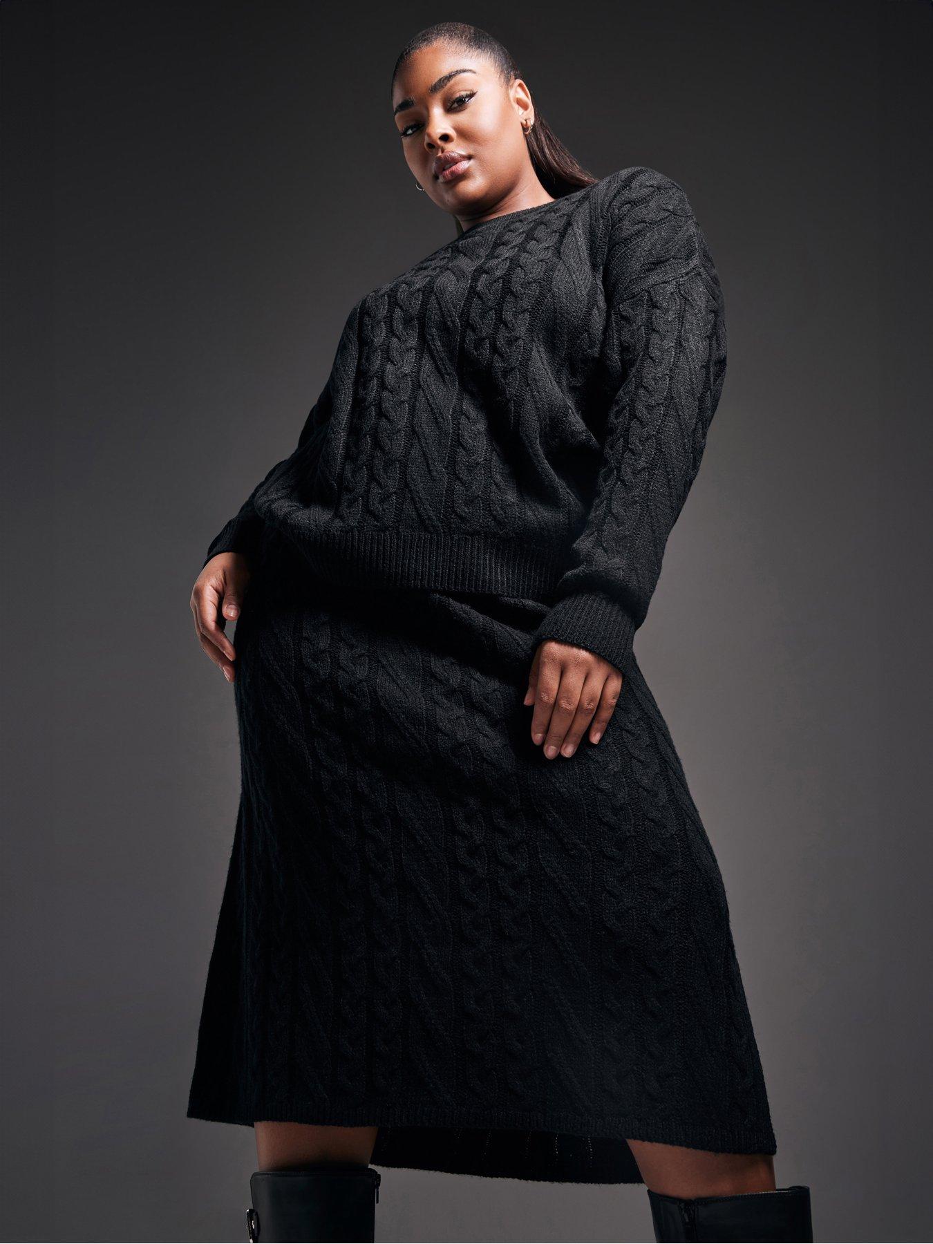 Yours Curve Cable Jumper - Black
