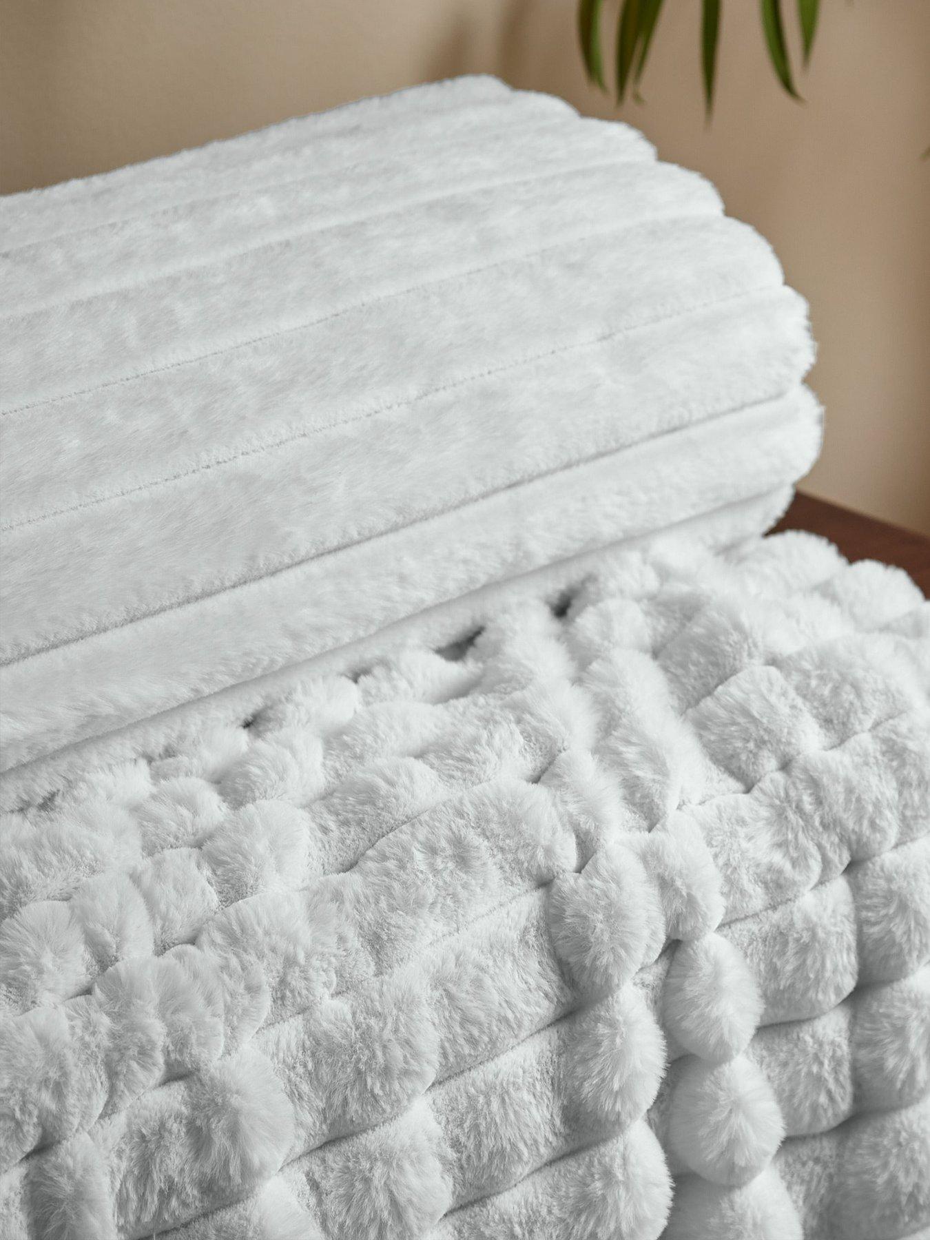 Image 3 of 5 of Catherine Lansfield Cosy Ribbed Throw