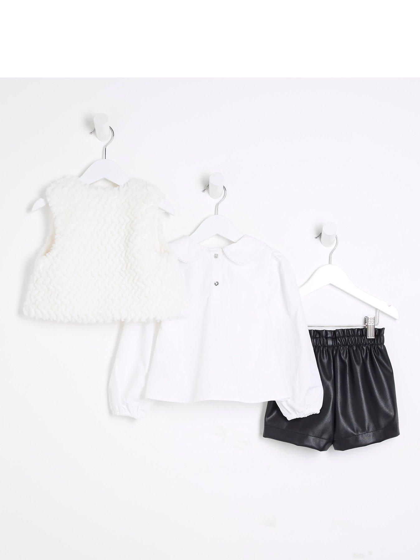 Image 3 of 5 of River Island Mini Mini Girls Faux Fur Top Set - White