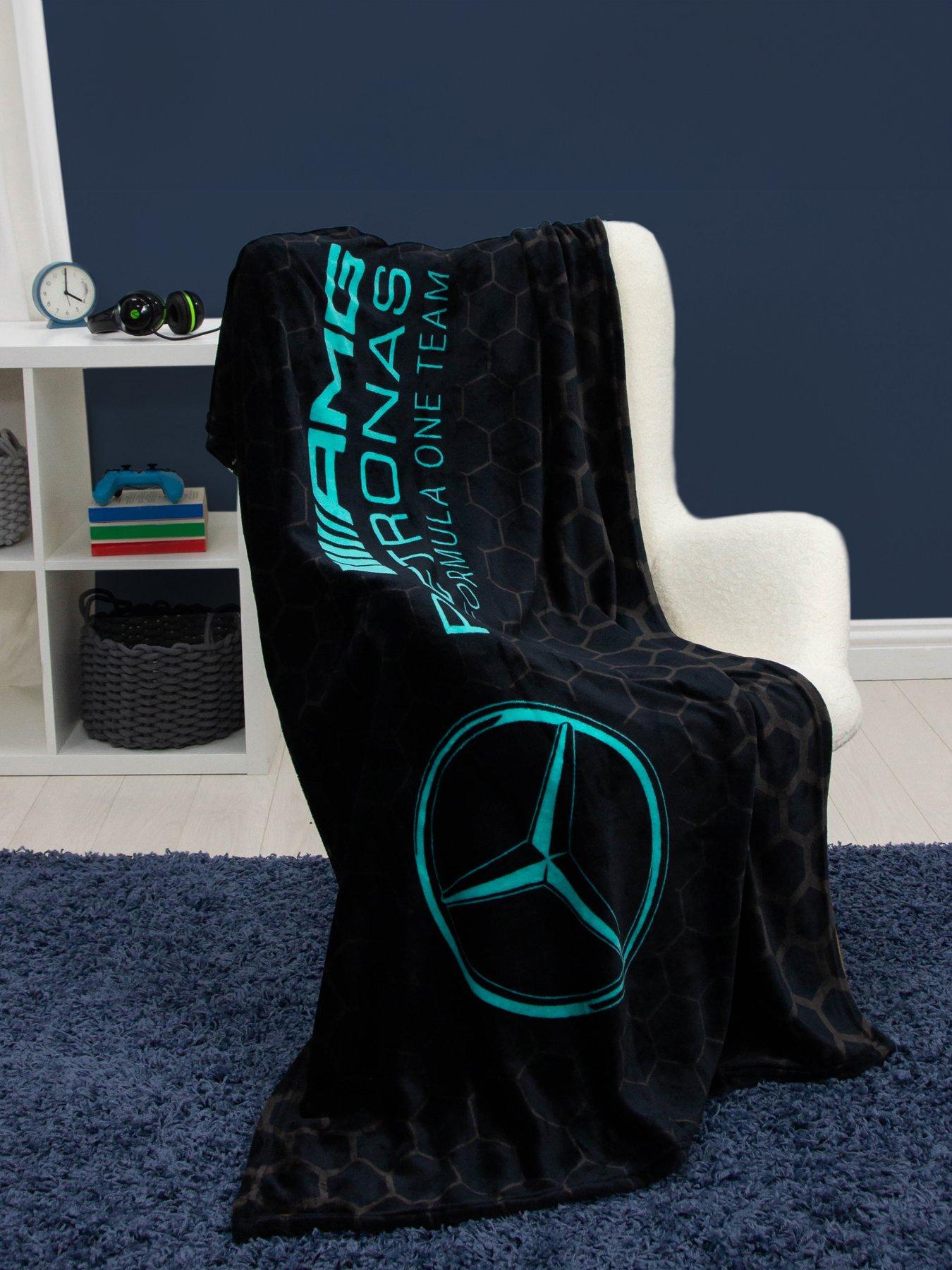 f1-mercedes-fleece-blanket-multi