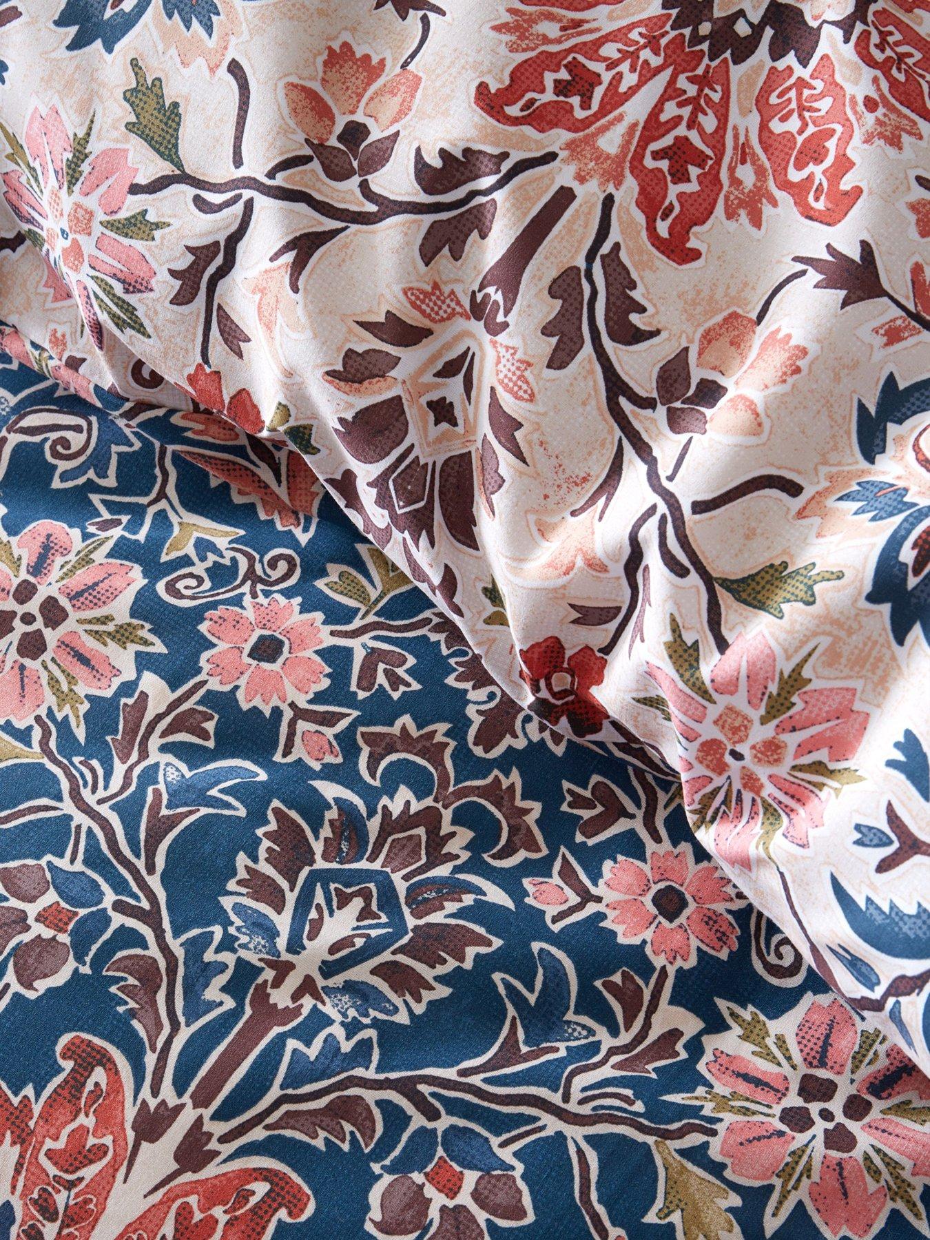  image of pineapple-elephant-keera-floral-duvet-set