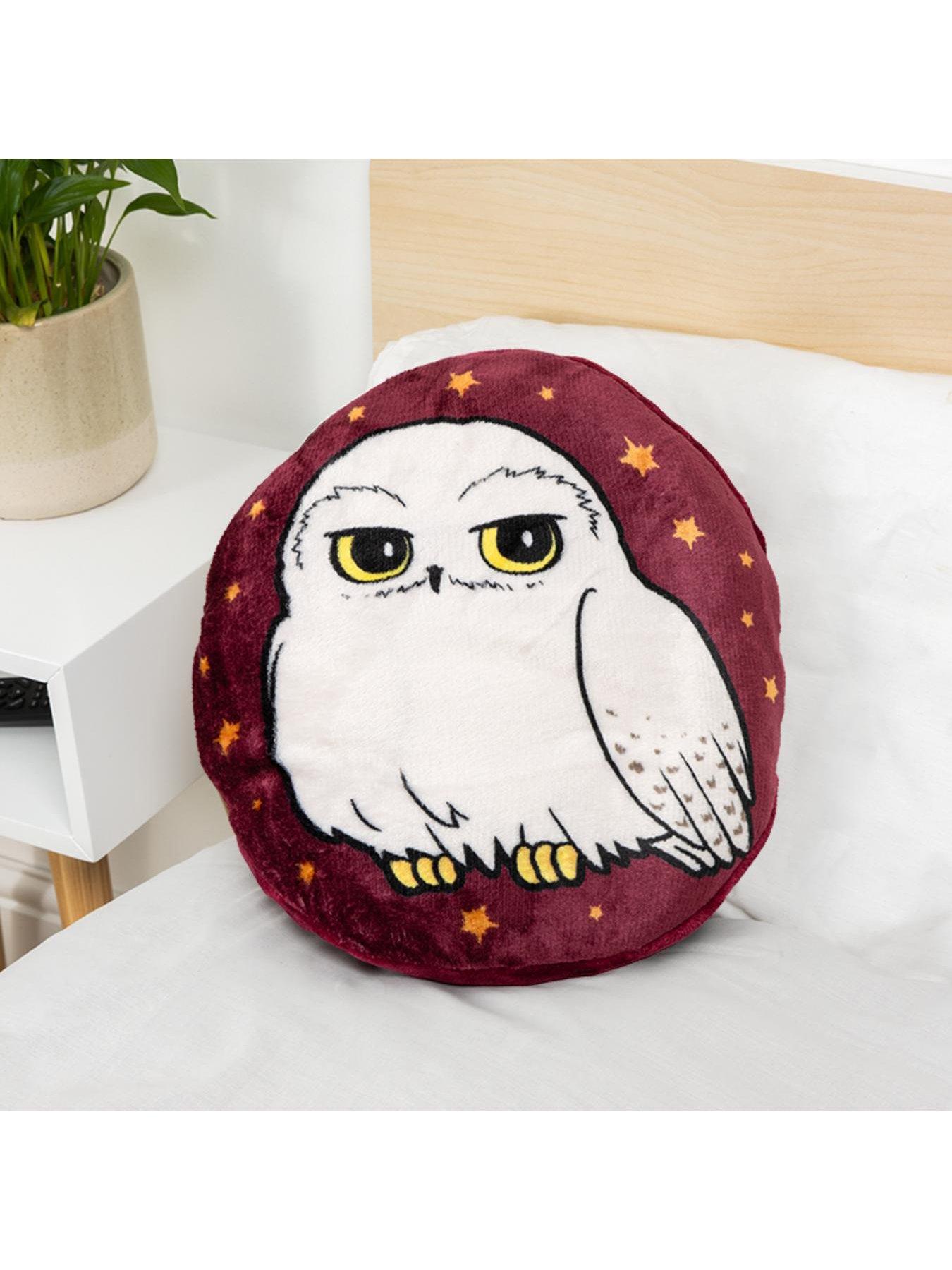  image of harry-potter-hedwig-cushion-blanket