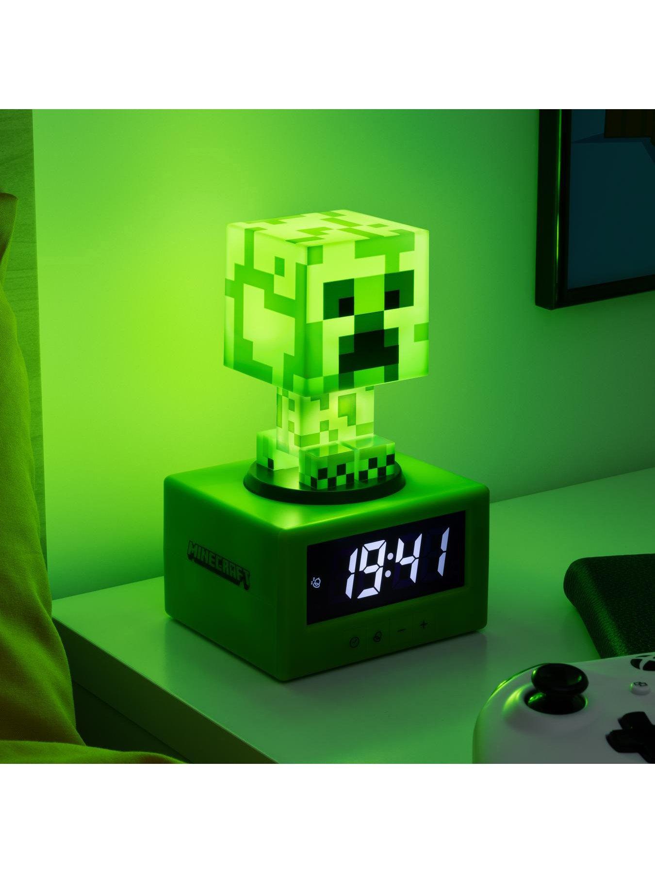 Image 2 of 7 of Minecraft Creeper Icon Alarm Clock