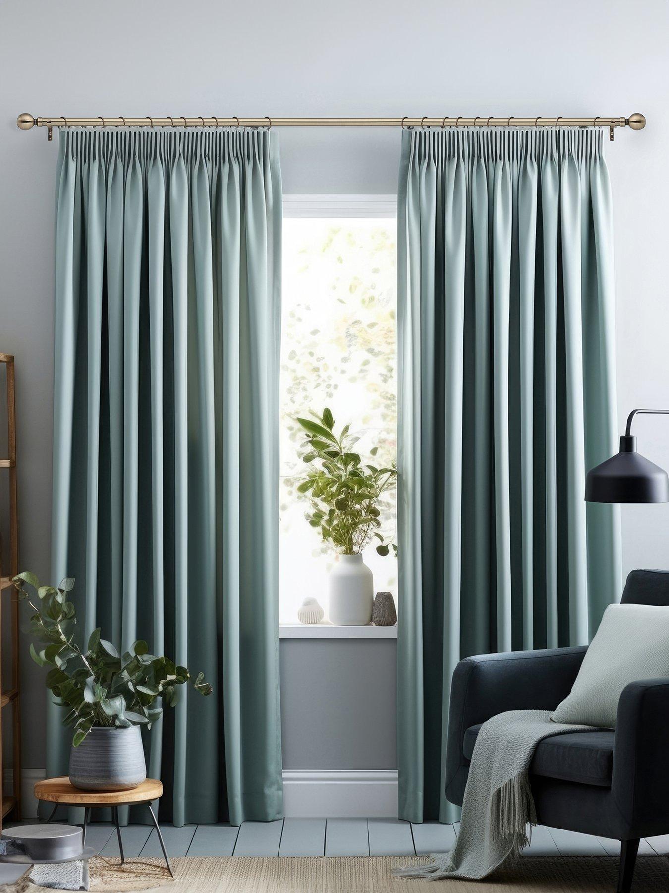 Image 4 of 7 of The Very Collection Ball Finial 28 mm Extendable Curtain Pole