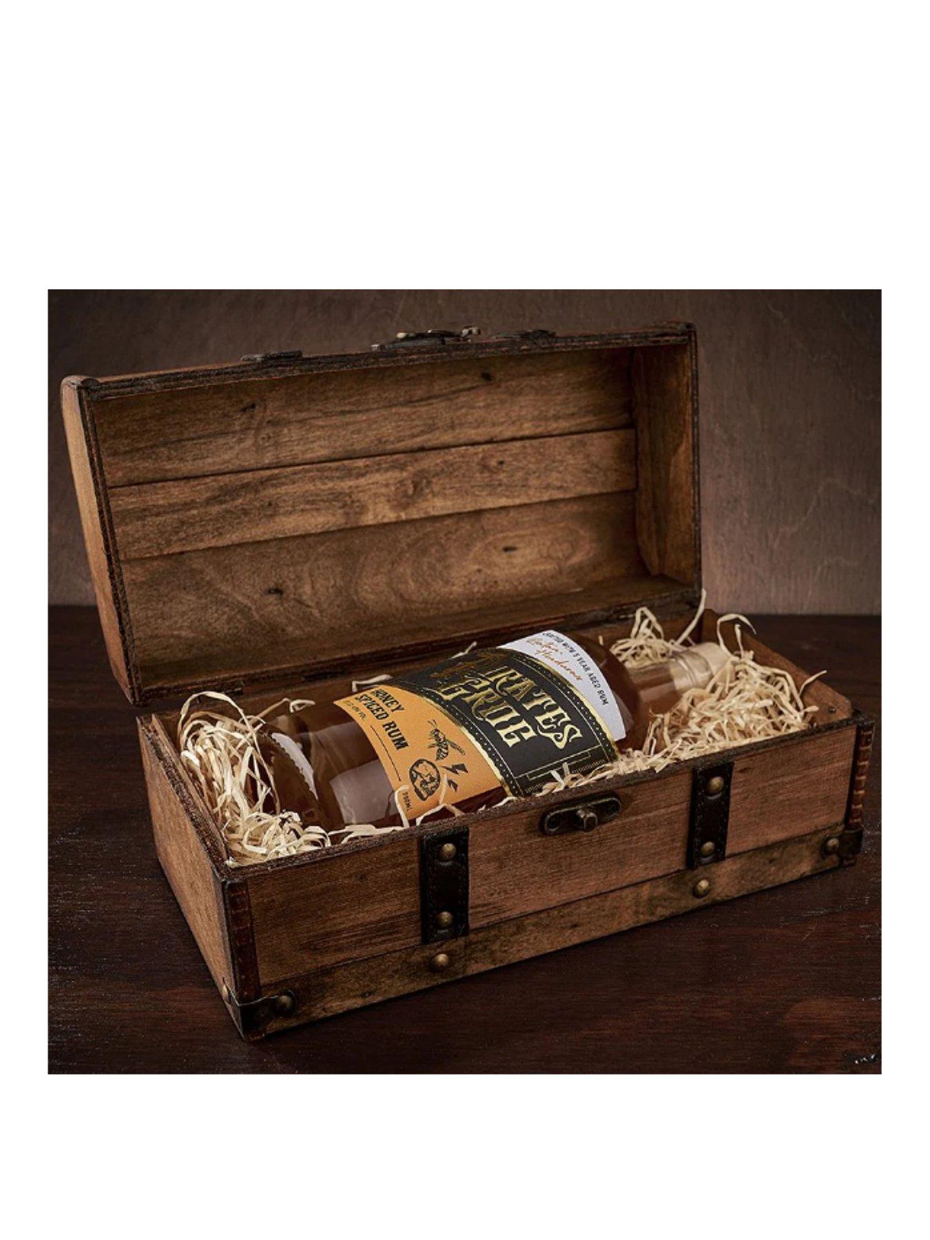 undefined Pirate's Grog Honey Spiced Rum Gift Chest
