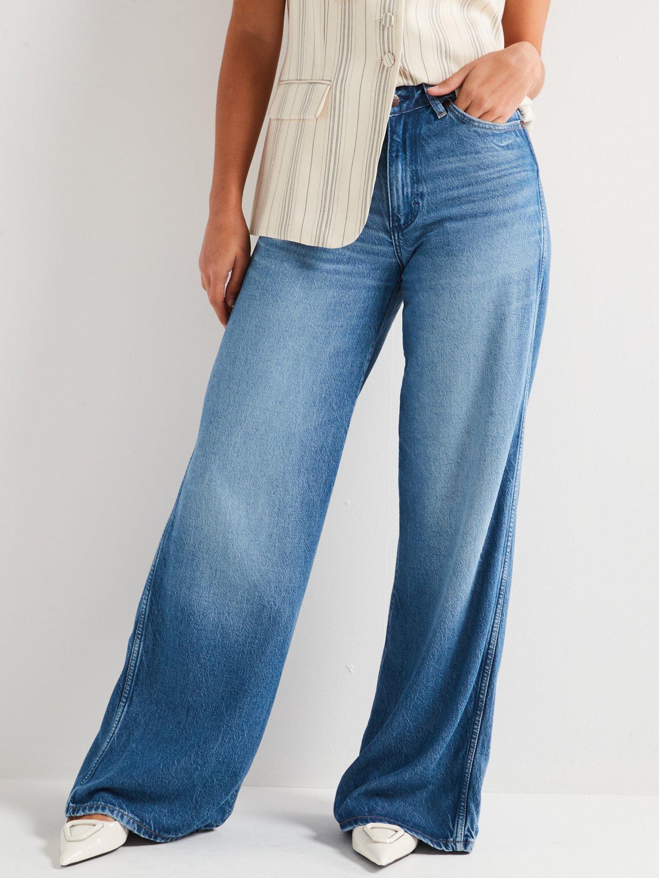  image of wrangler-world-wide-jean-blue