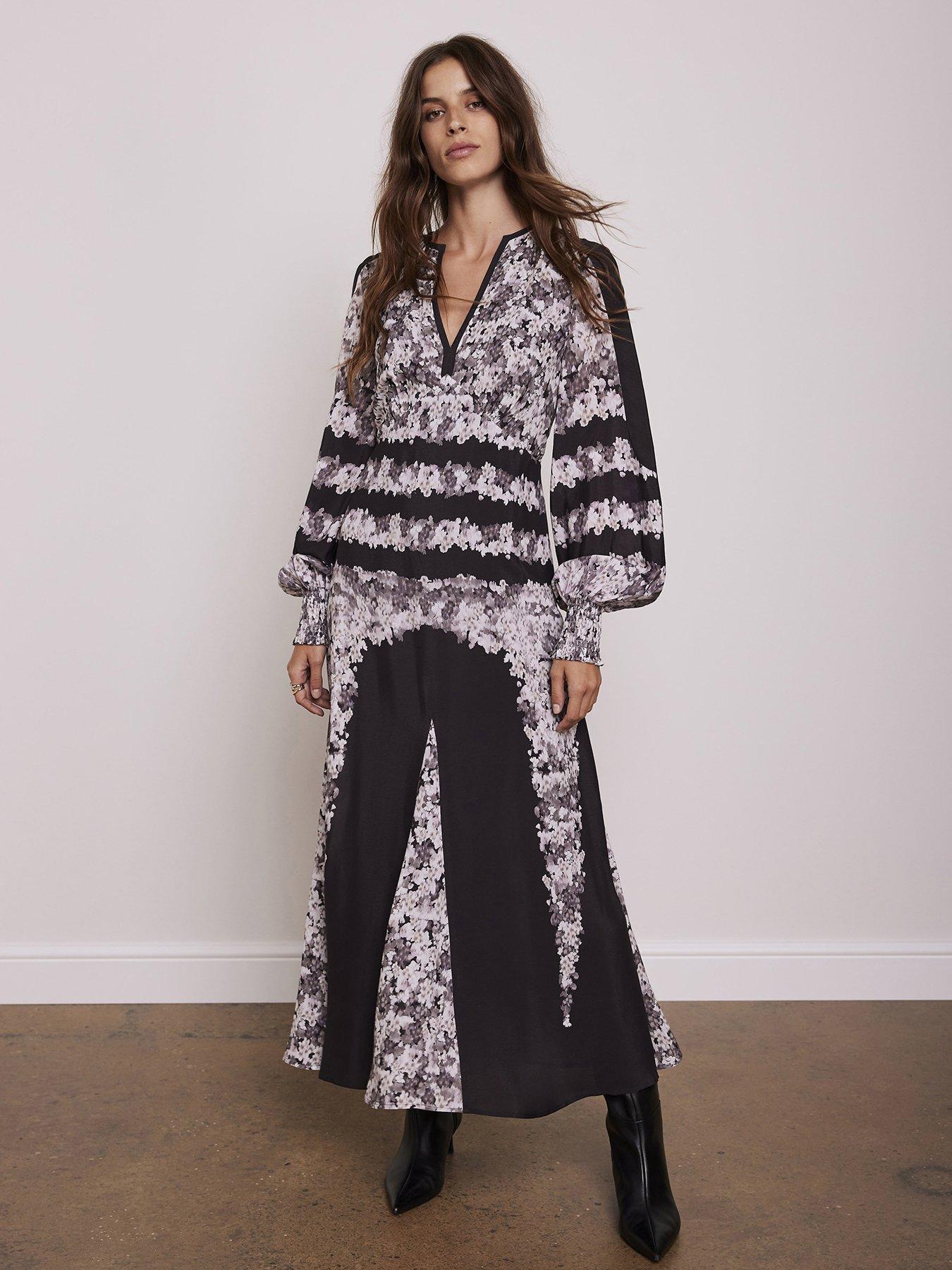 undefined Placement Print Maxi Dress - Light Pink