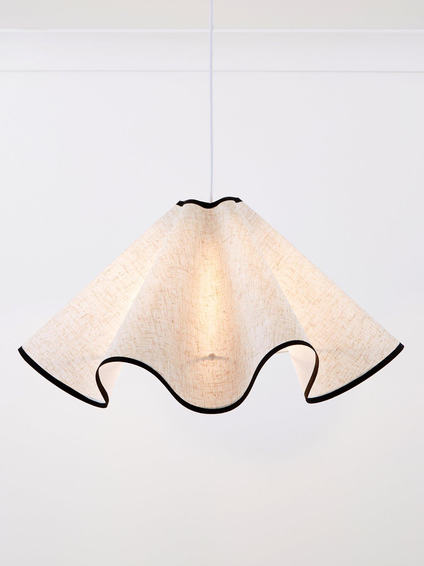 The Very Collection Fluted Easy-fit Shade