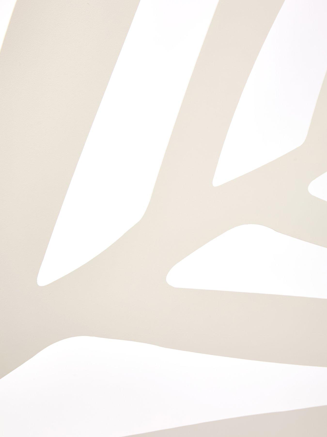 Image 4 of 4 of Very Home Horizontal Metal Garden Screen Leaf Wall Mounting - Cream
