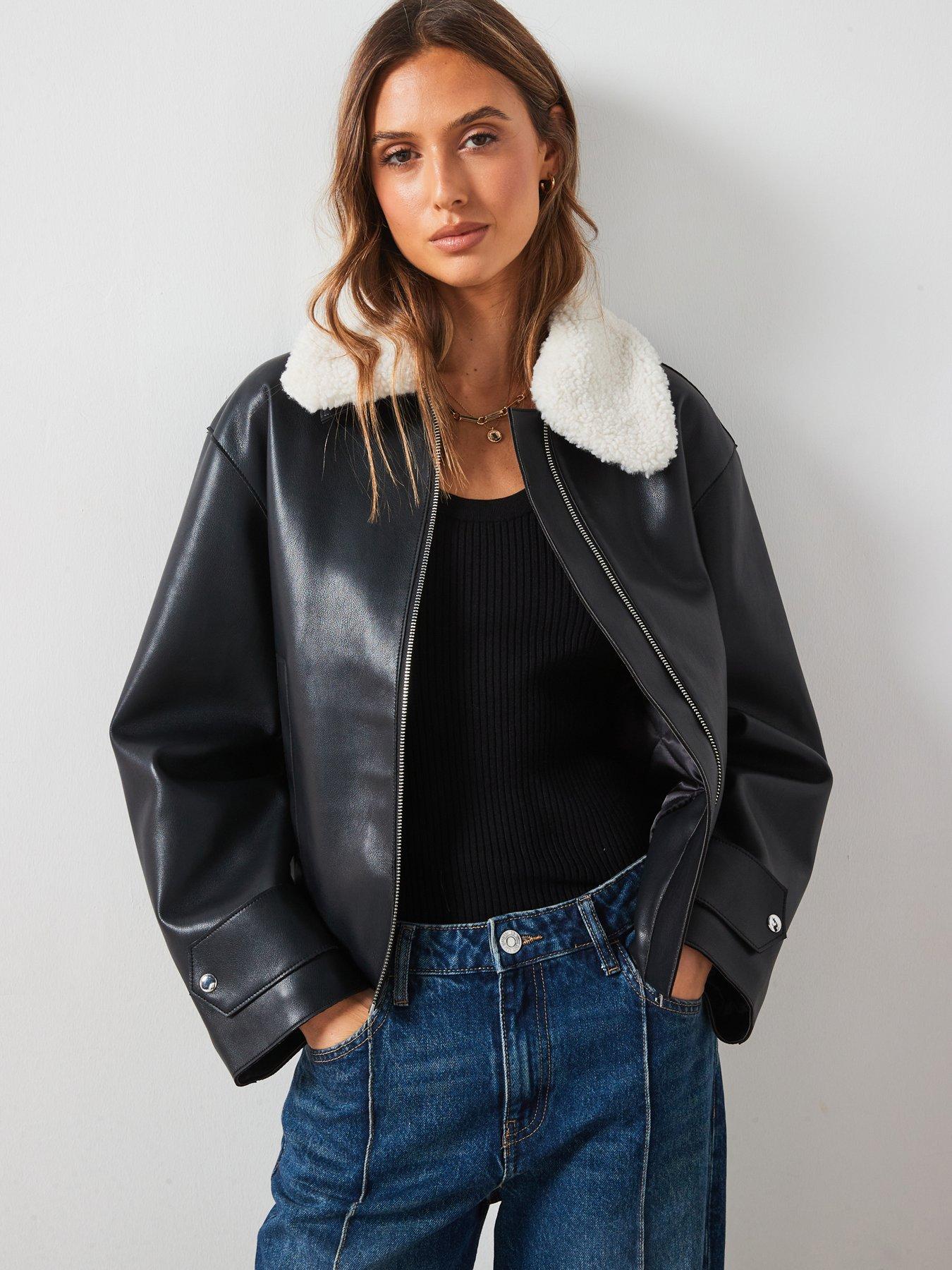 undefined Jacket With Detachable Borg Collar - Black