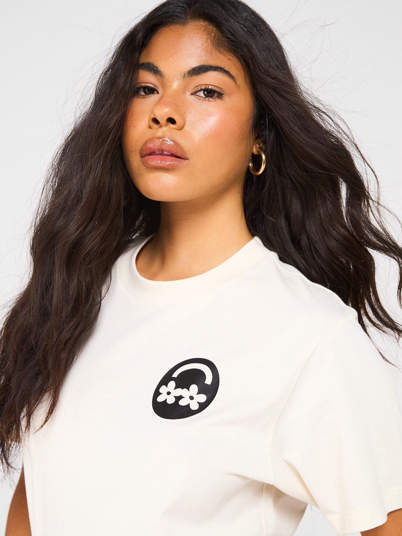  image of hugo-vintage-logo-t-shirt-open-white