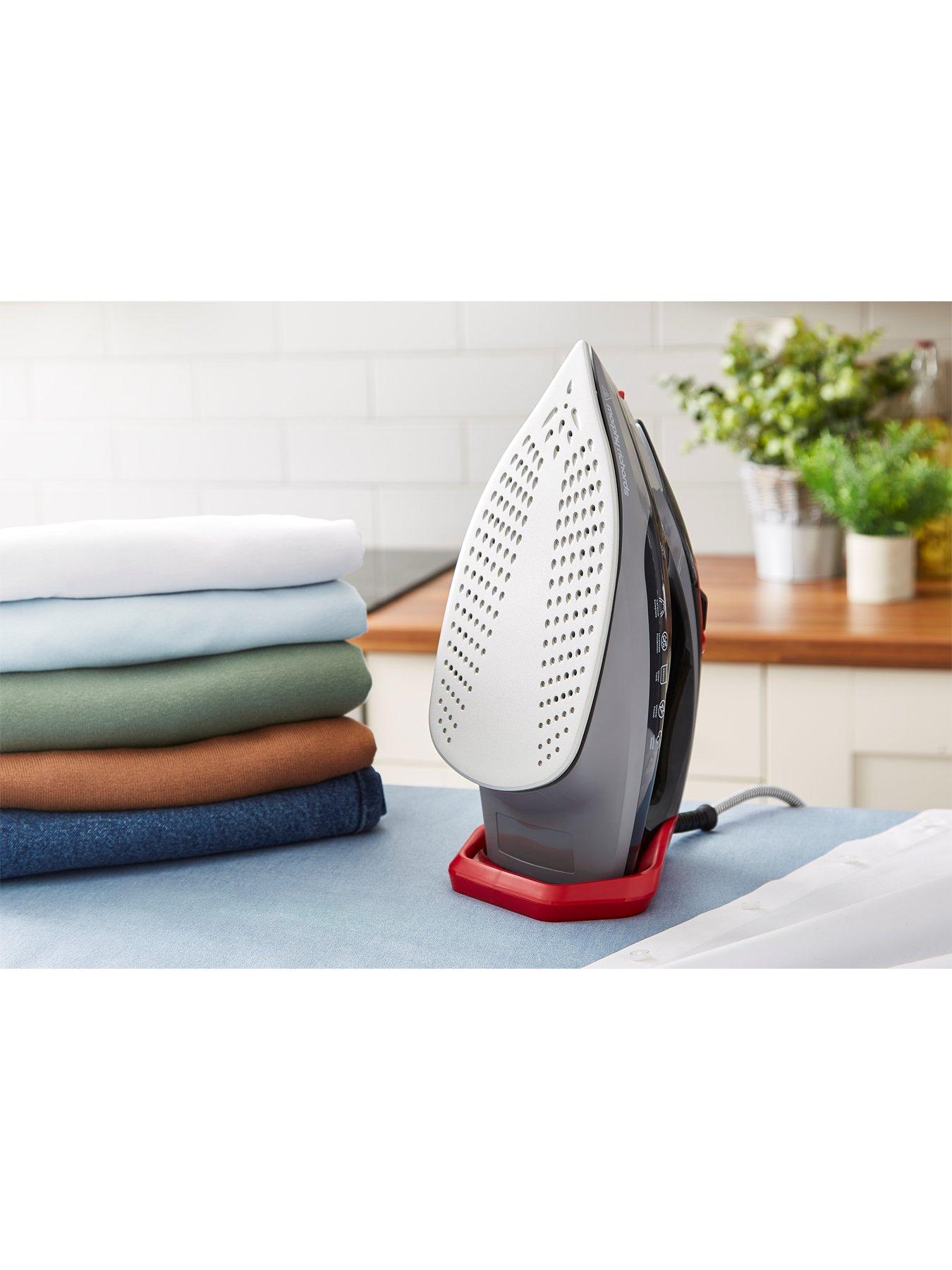 Image 3 of 7 of Morphy Richards 3000W LED Digital&nbsp;Steam Iron -&nbsp;Black
