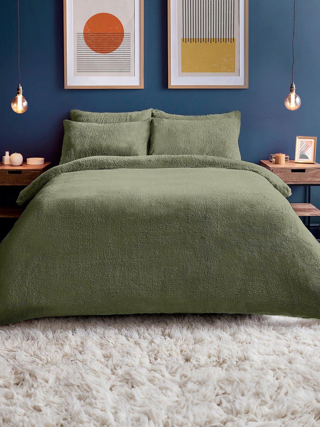 Image 1 of 5 of Silentnight Teddy Fleece Duvet Set - Sage - King