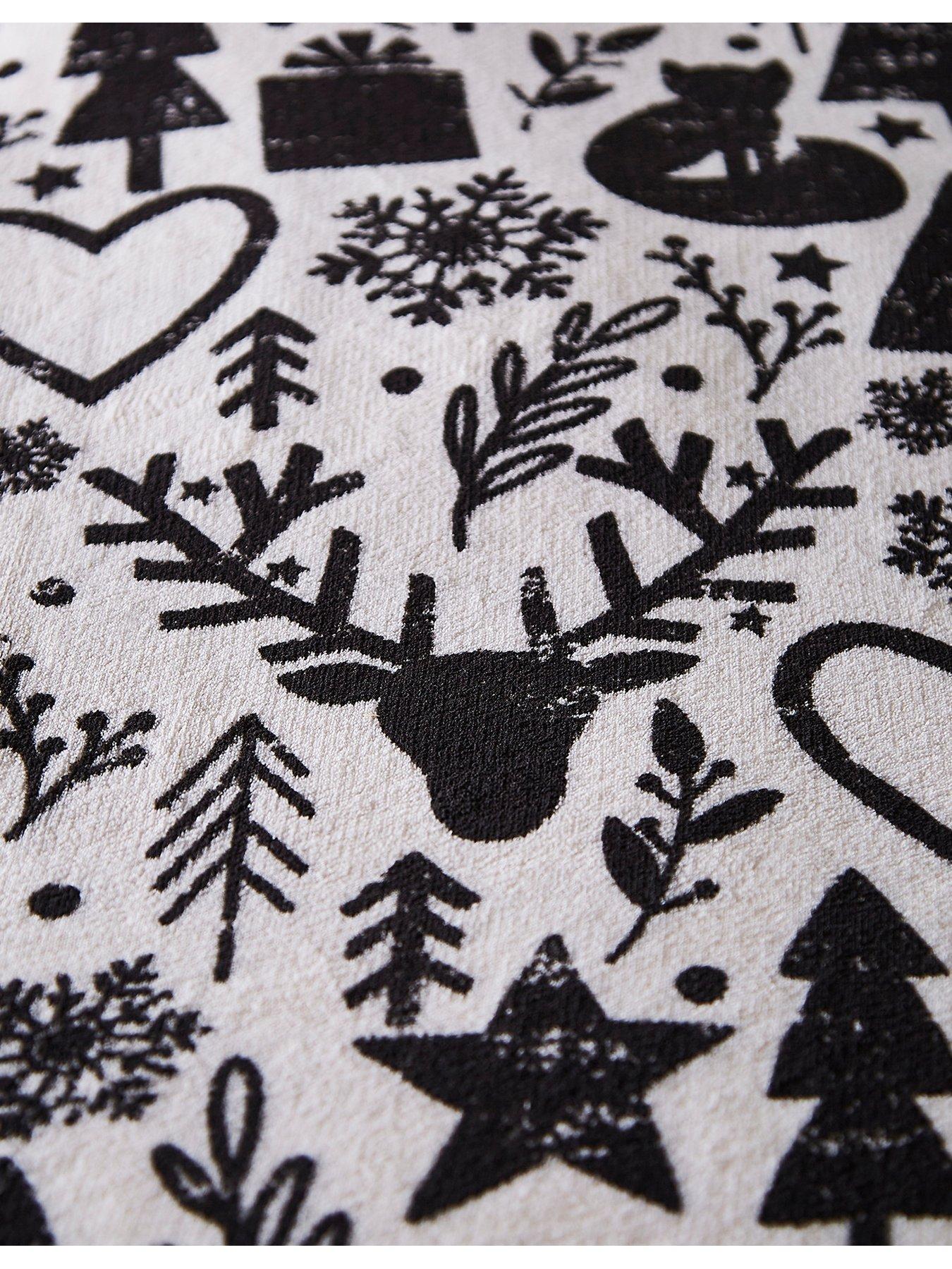  image of silentnight-printed-christmas-fleece-duvet-set-king-multi