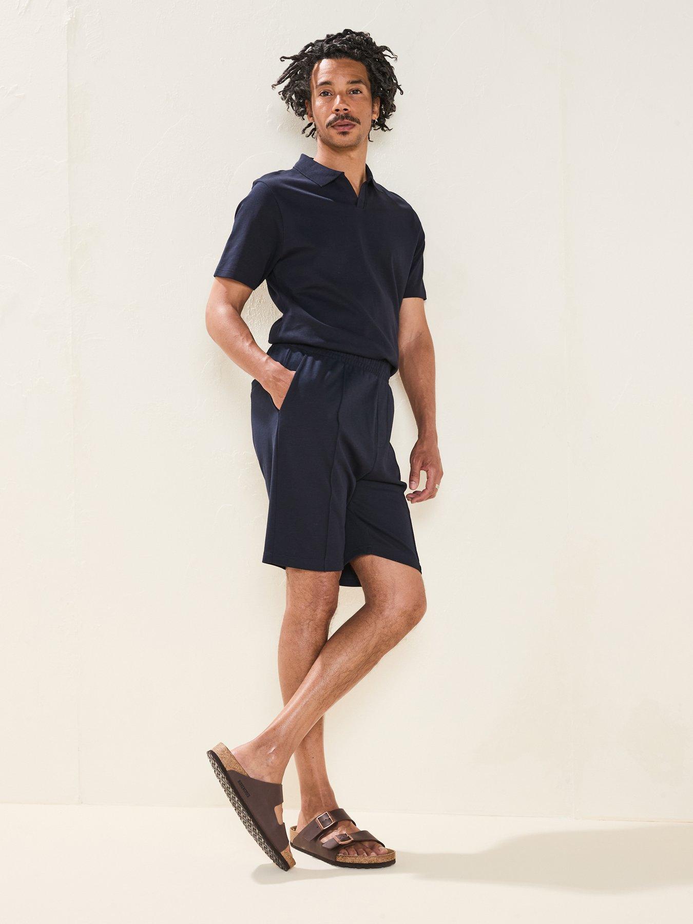  image of very-man-interlock-pleated-shorts-navy