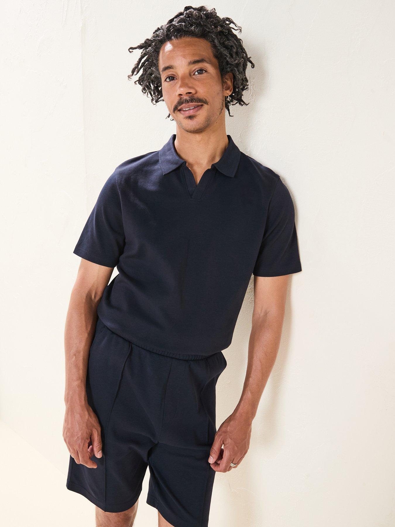  image of very-man-interlock-pleated-shorts-navy
