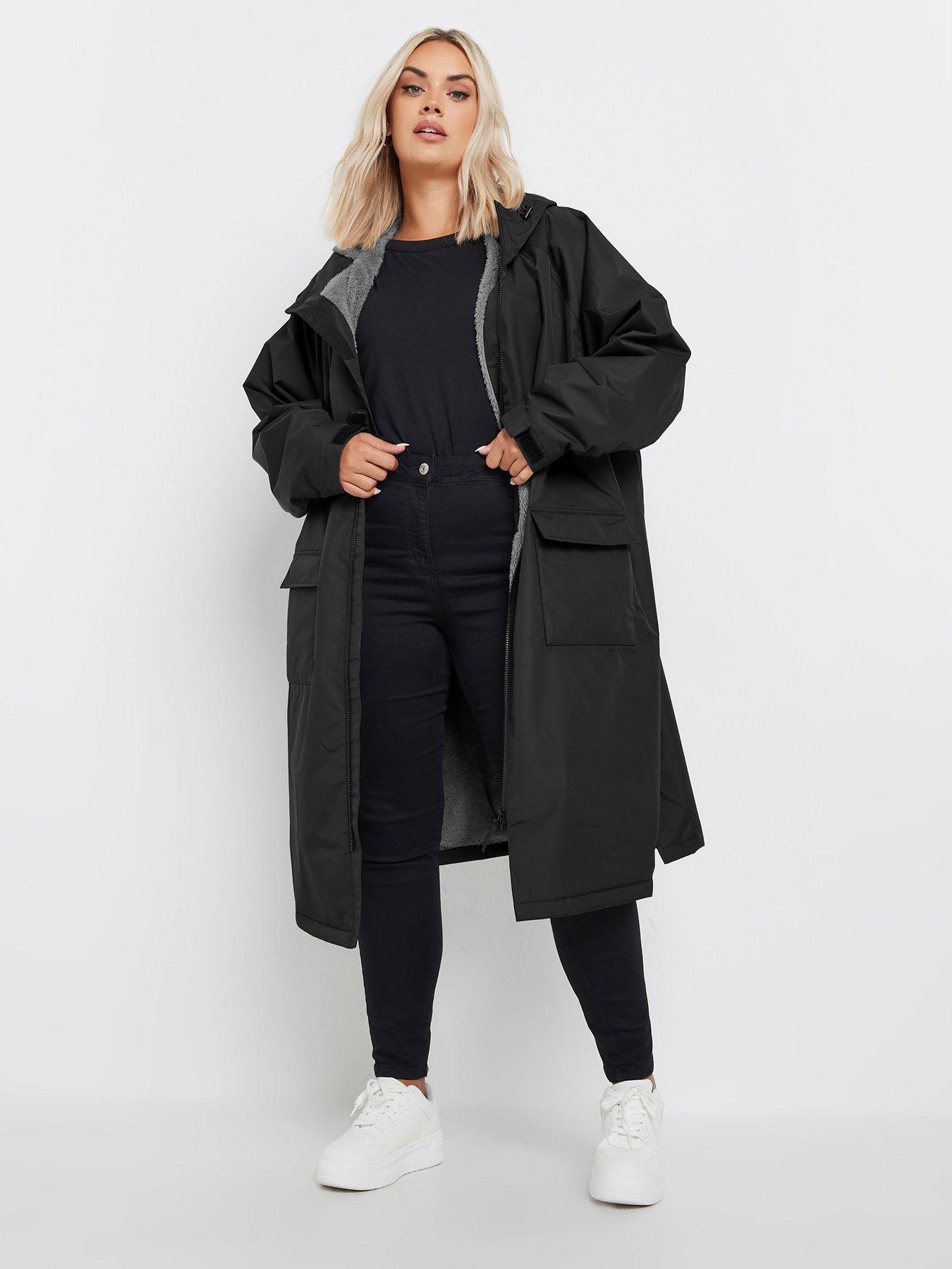  image of yours-curve-waterproof-changing-robe-black