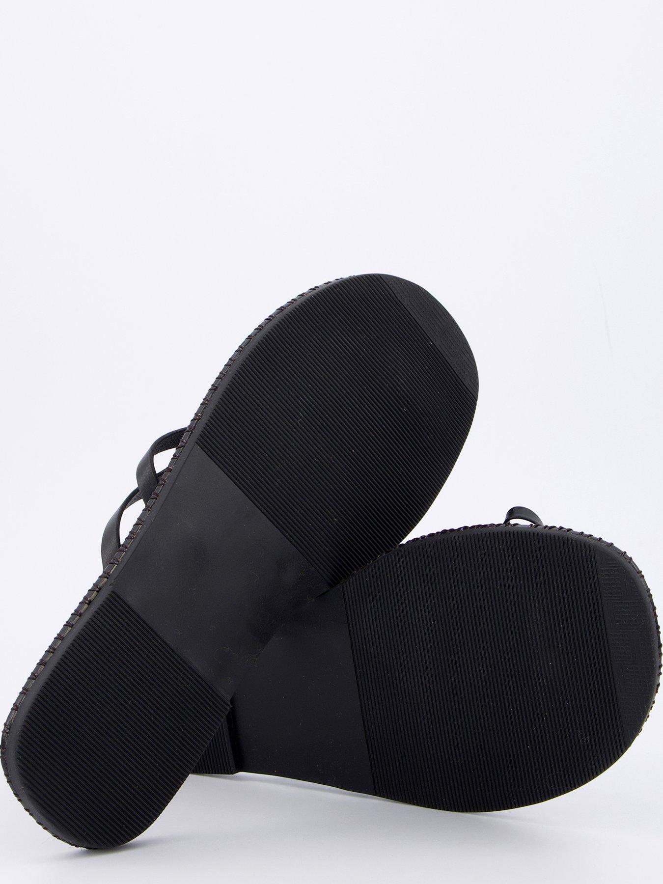  image of everyday-leather-bow-toe-post-sandals-blacknbsp