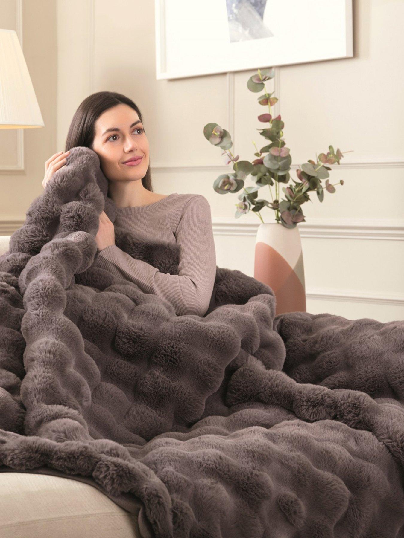  image of dreamland-hygge-days-warming-throw--dark-grey
