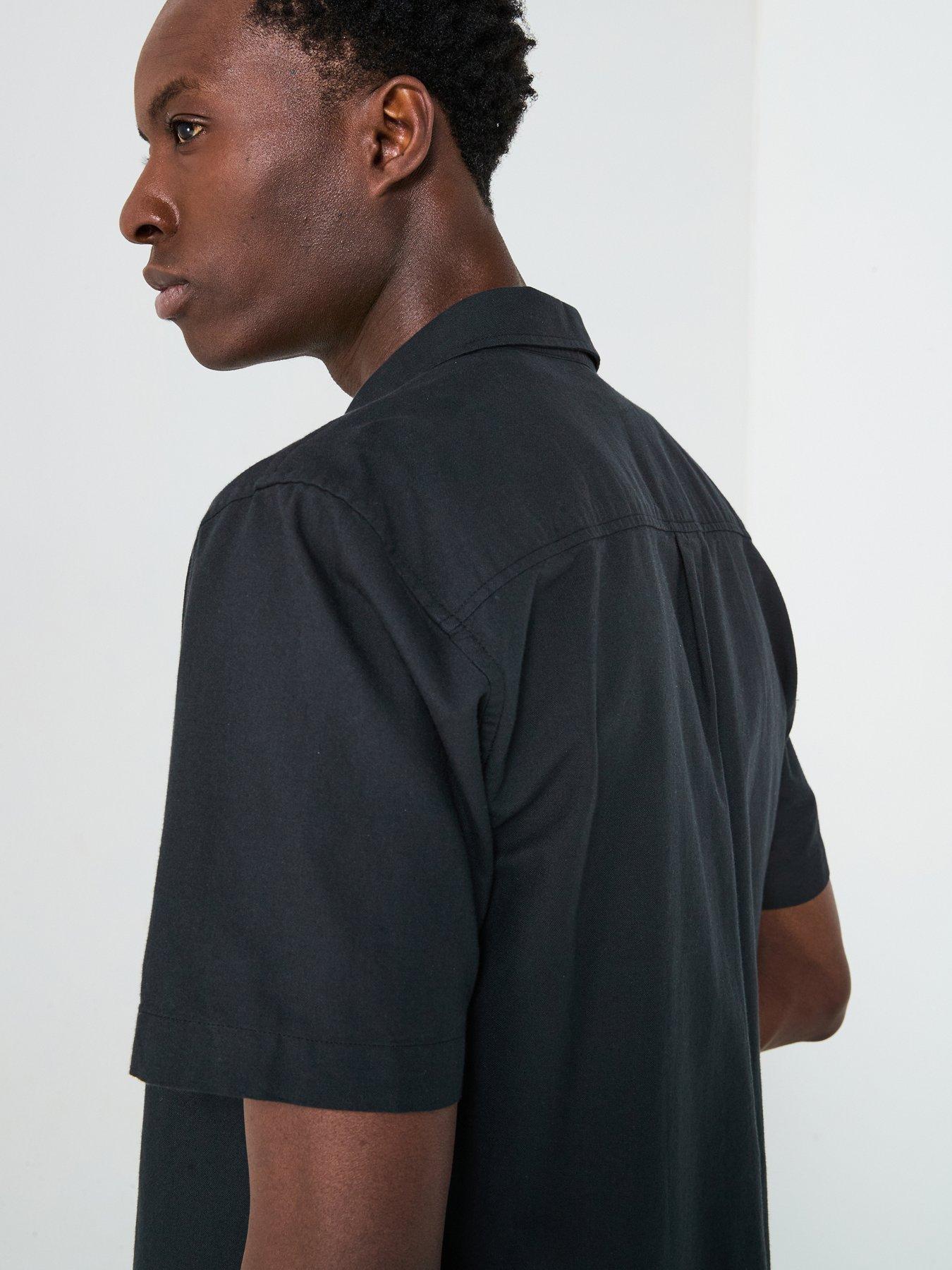 Image 4 of 6 of Everyday Short Sleeve Oxford Shirt - Black